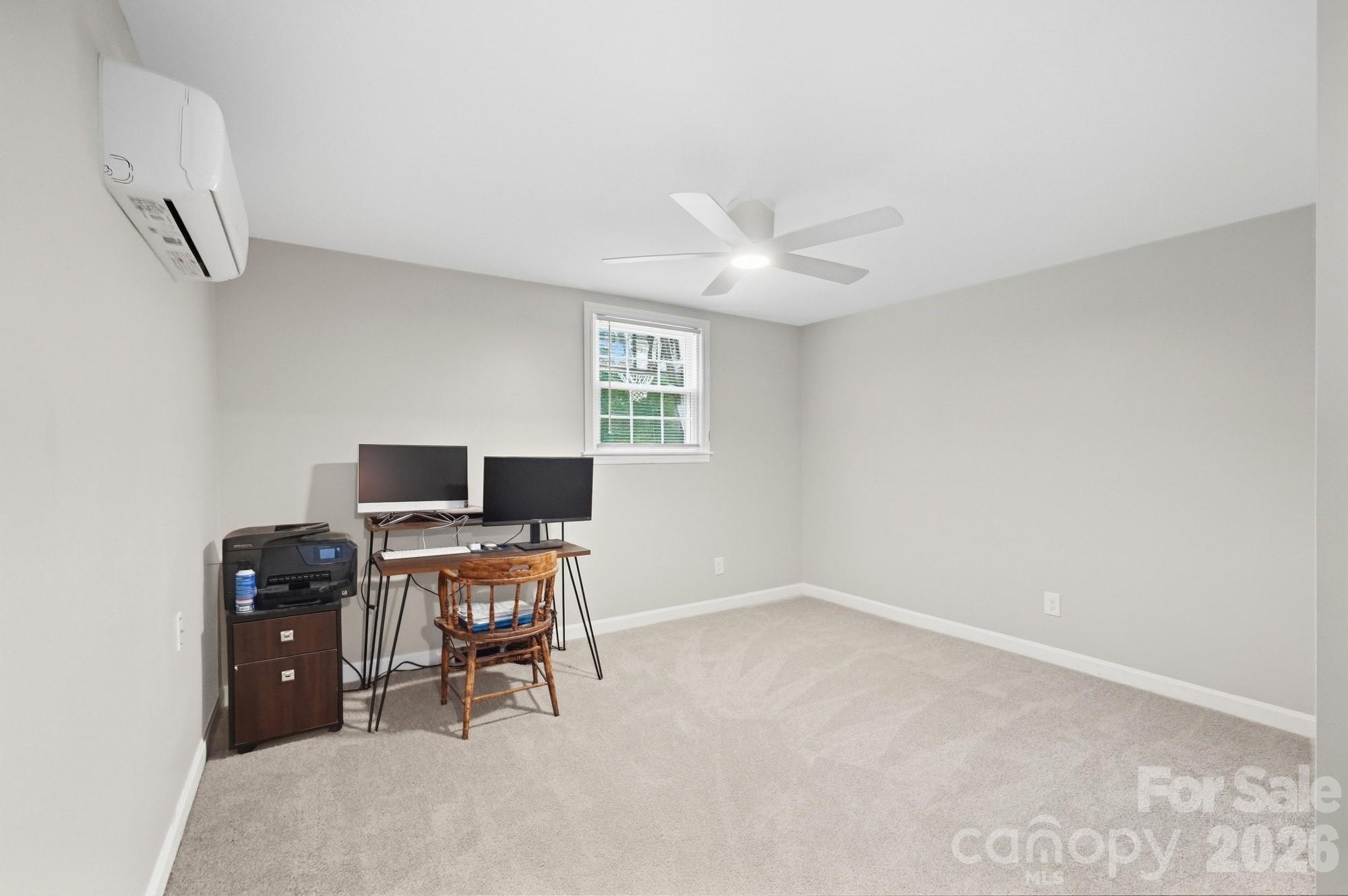 1814 Summerhill Drive Property Photo 35