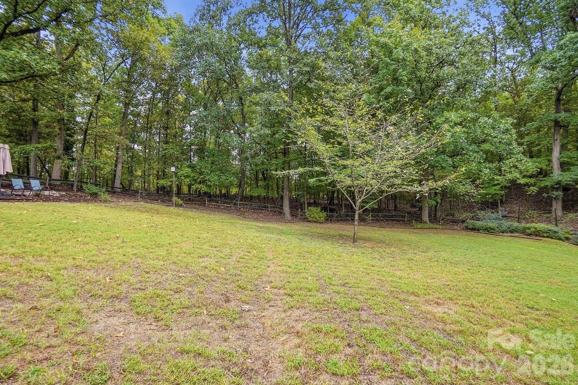 1814 Summerhill Drive Property Photo 43