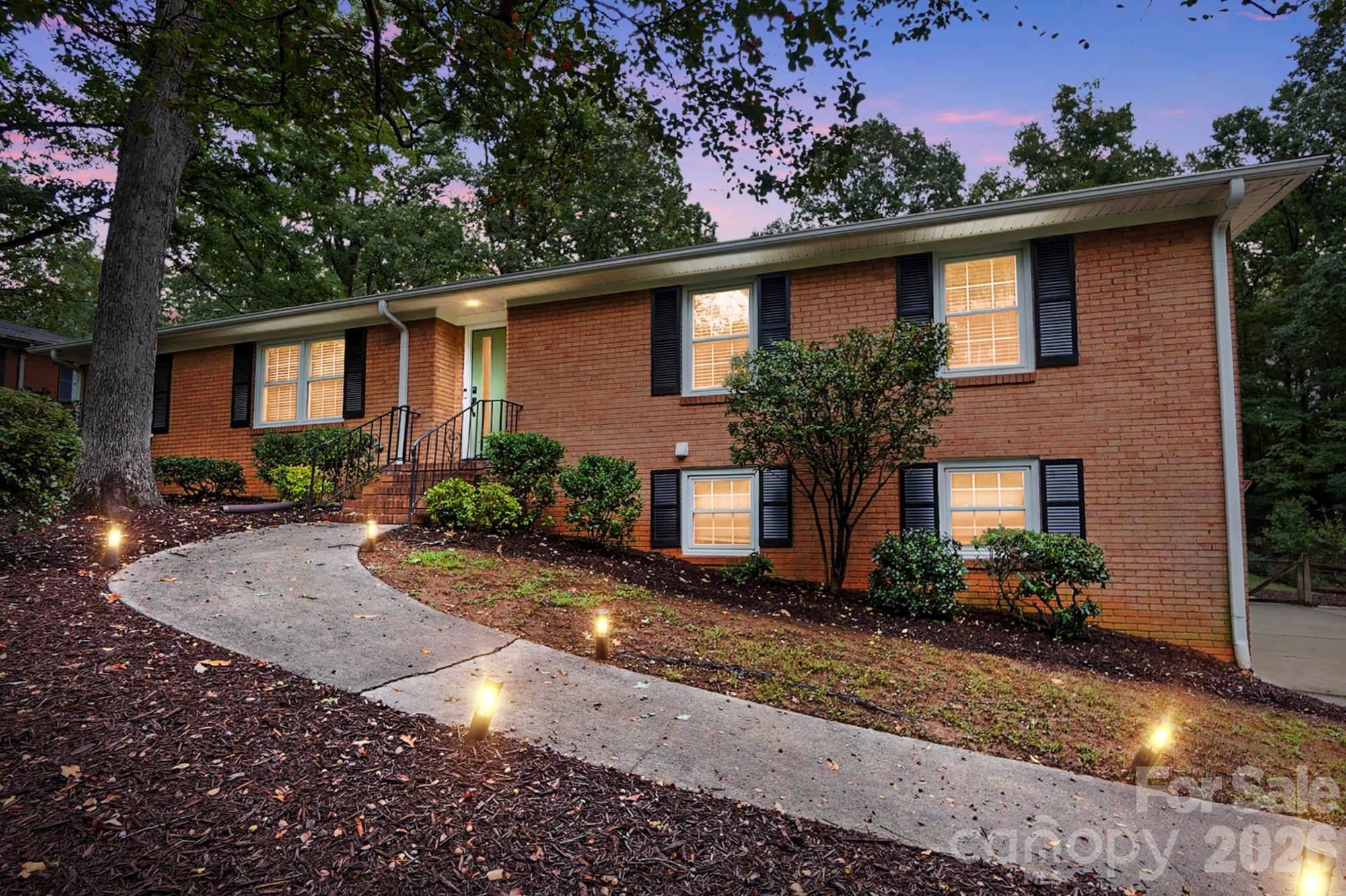 1814 Summerhill Drive Property Photo 47
