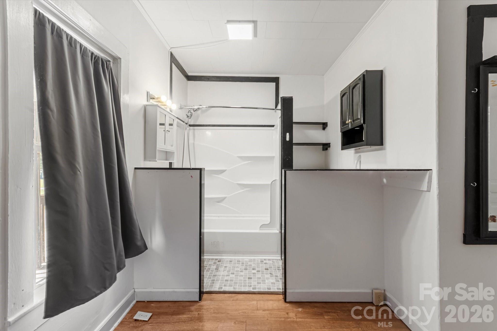 466 Miller Avenue Property Photo 11