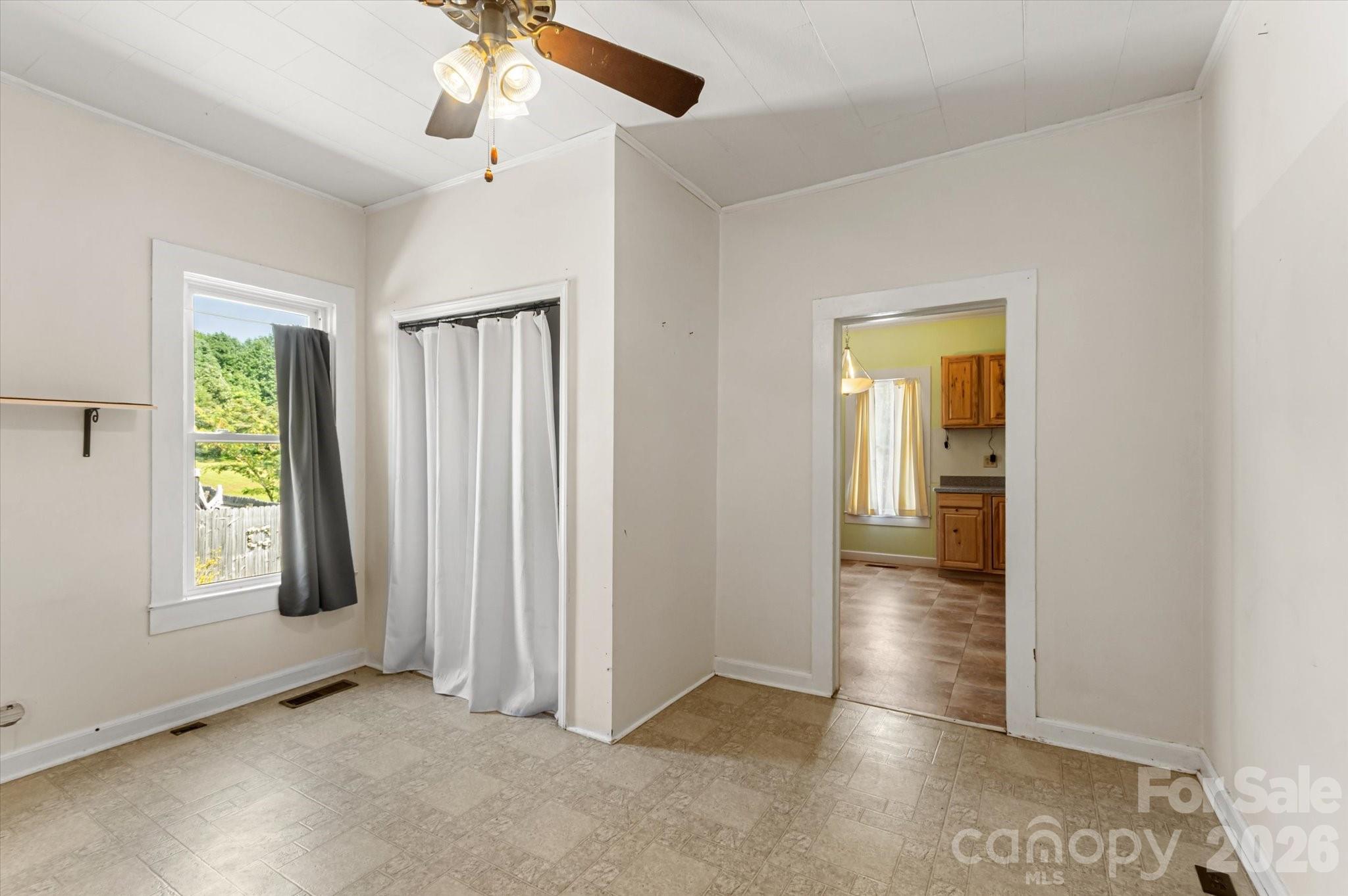 466 Miller Avenue Property Photo 15