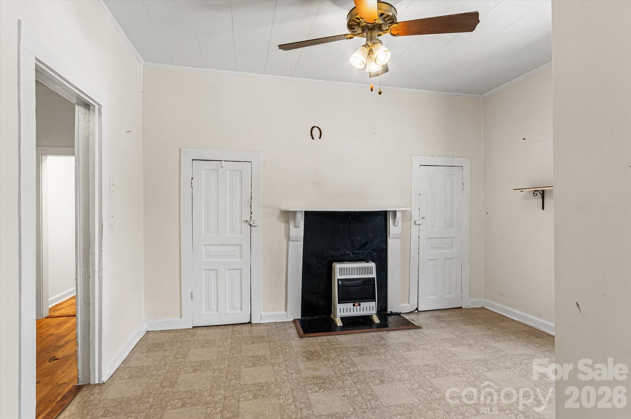 466 Miller Avenue Property Photo 17