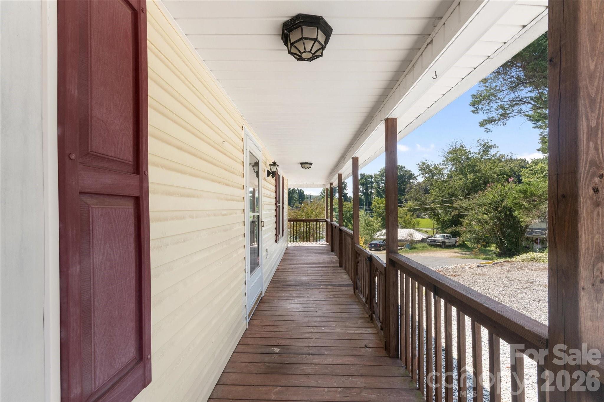 466 Miller Avenue Property Photo 28