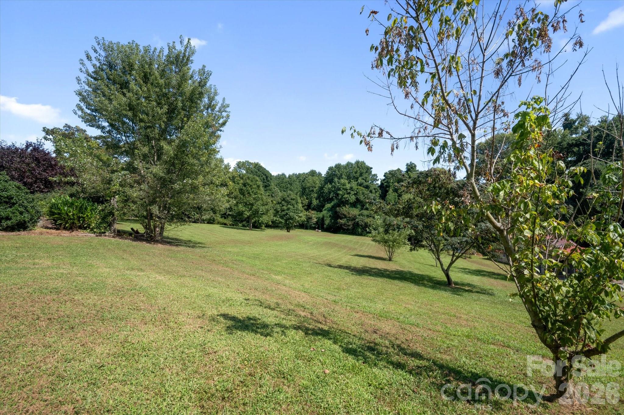 466 Miller Avenue Property Photo 30