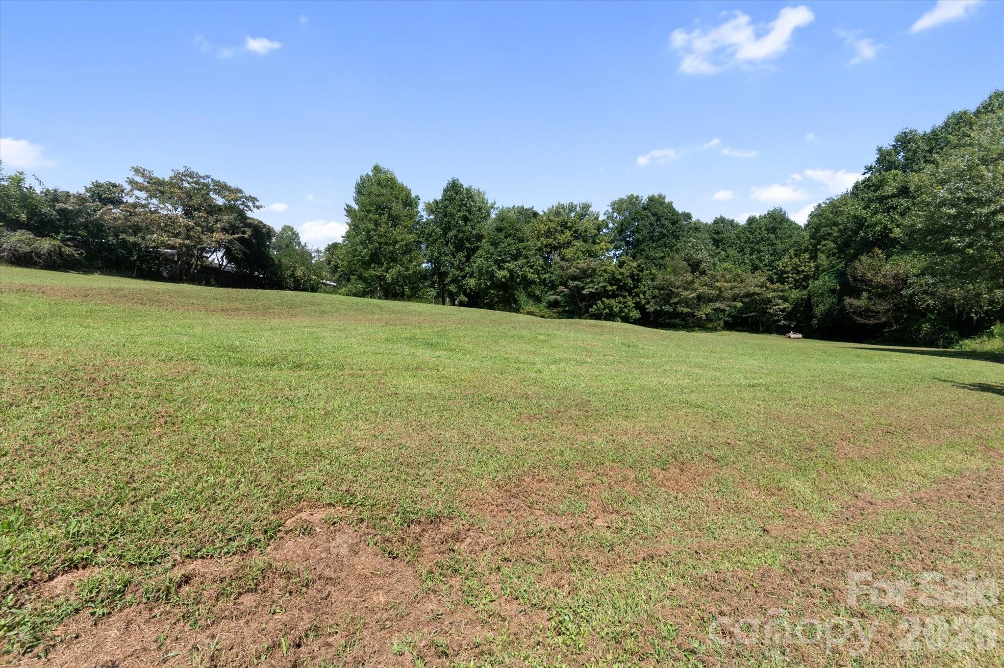 466 Miller Avenue Property Photo 36