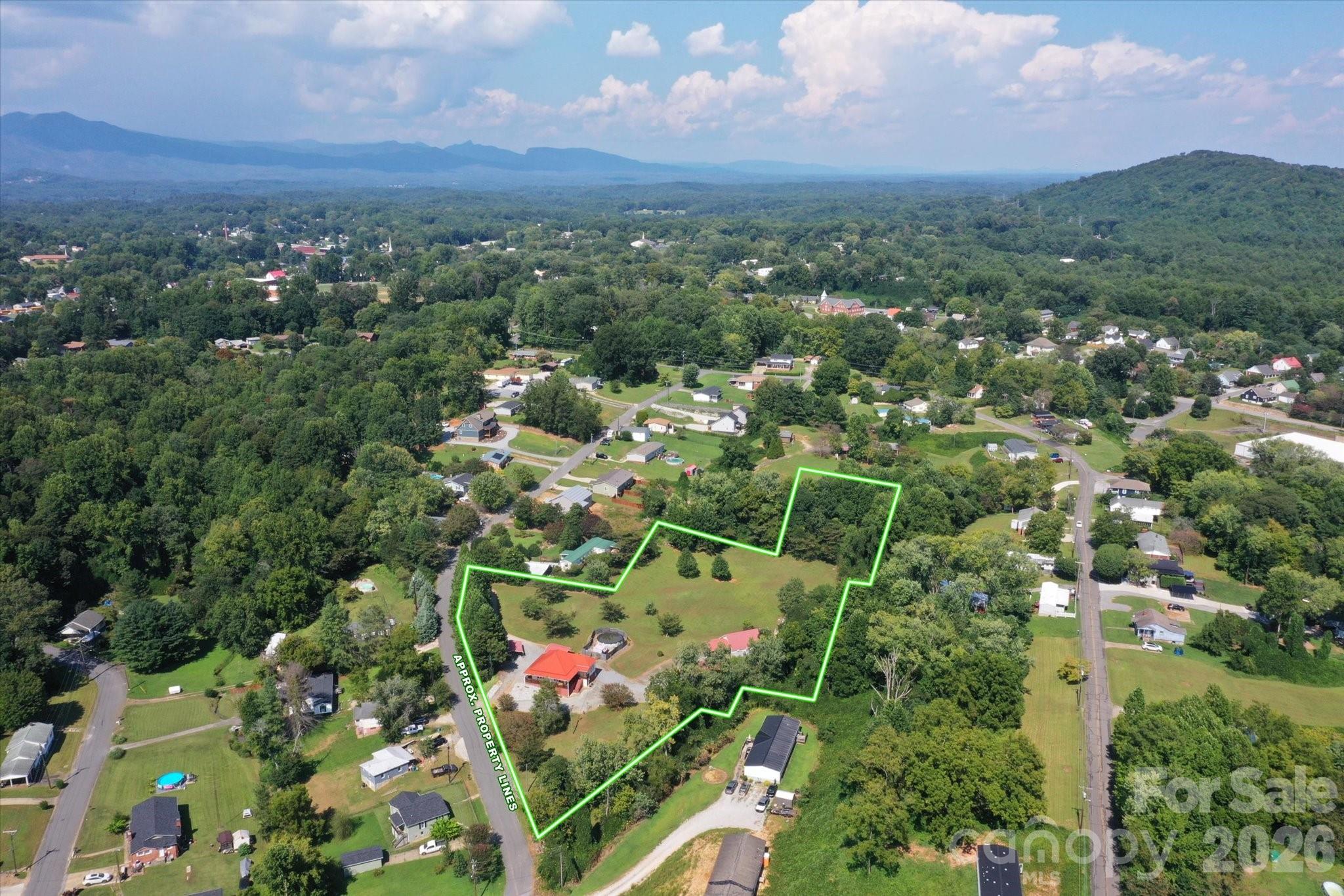 466 Miller Avenue Property Photo 41