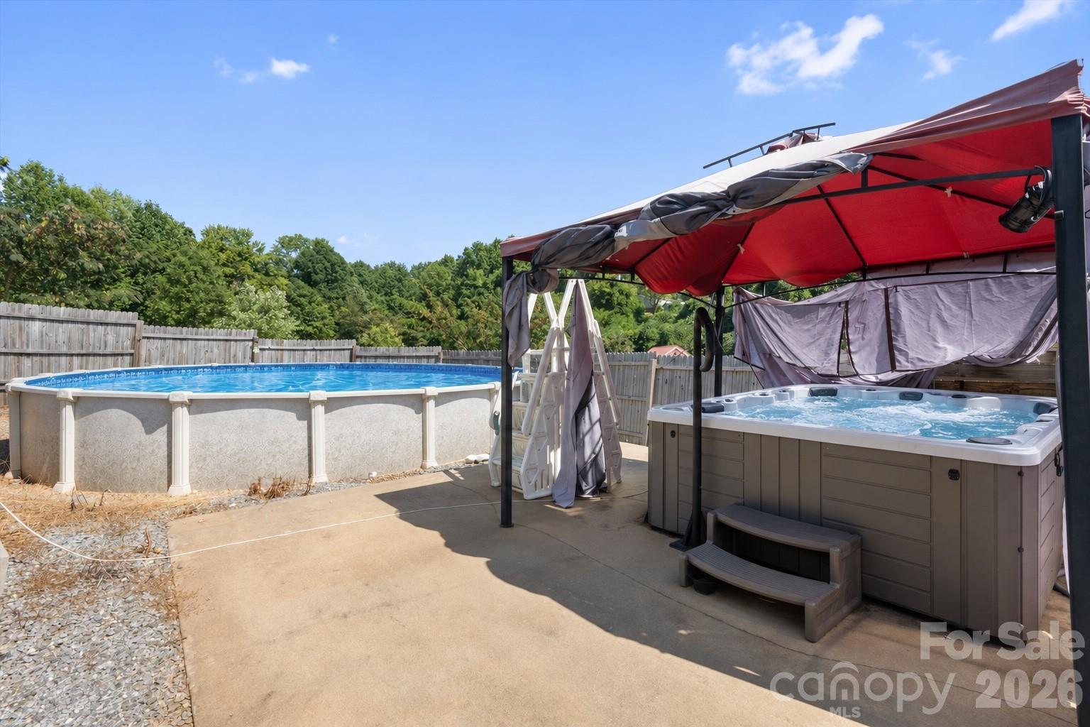 466 Miller Avenue Property Photo 46