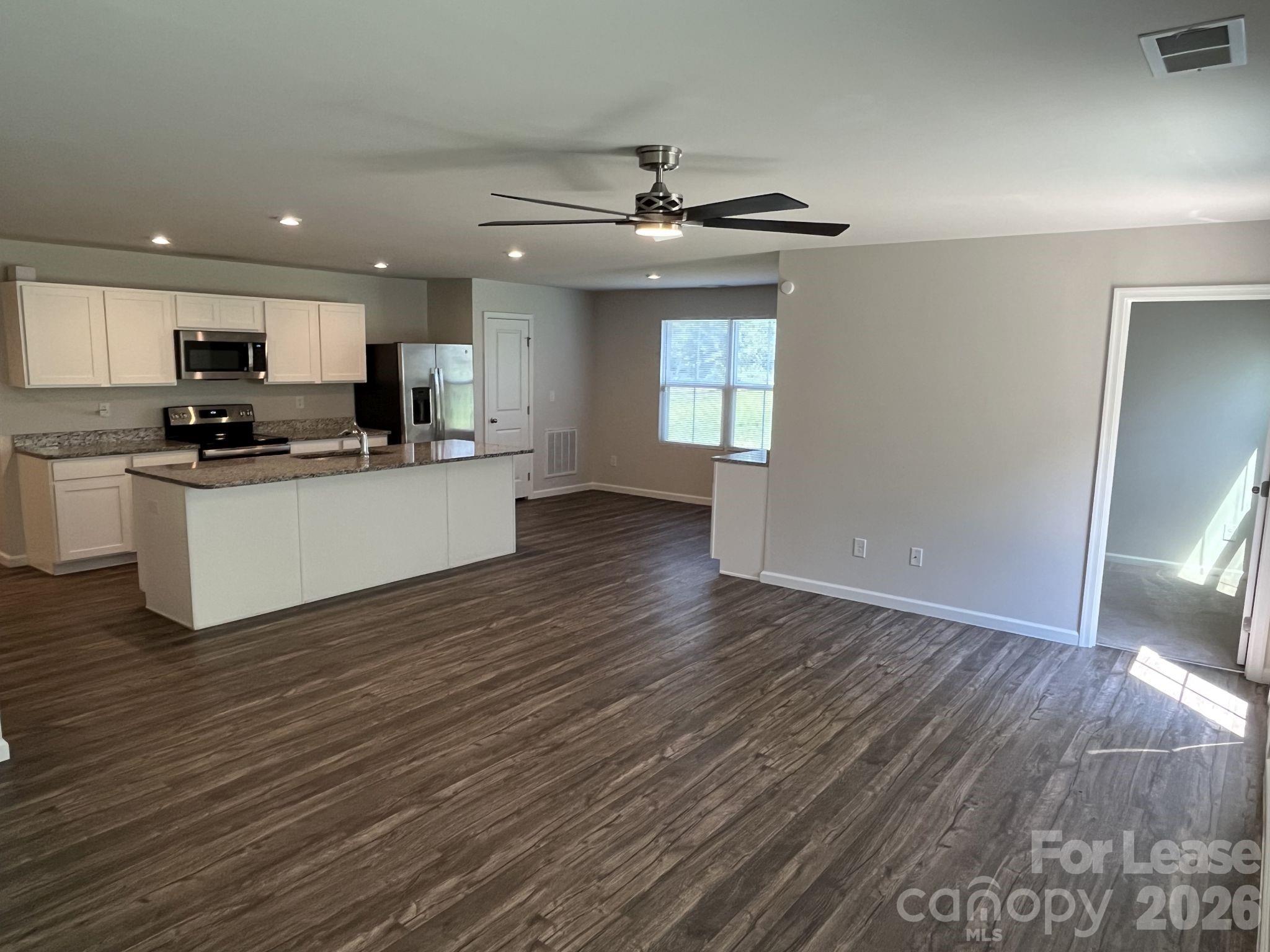 4320 Bowline Drive Property Photo 6