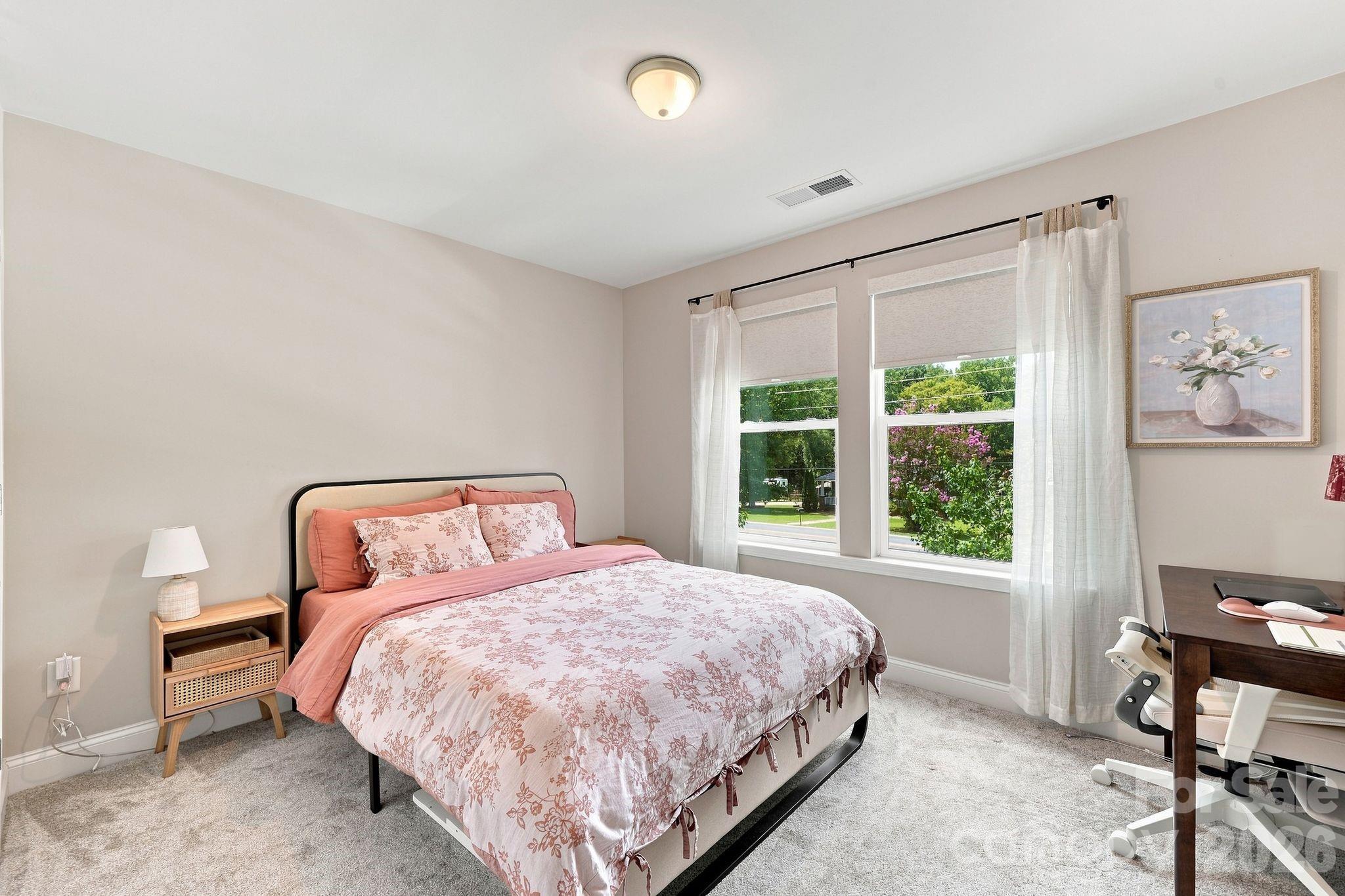 2902 Oakdale Road Property Photo 19