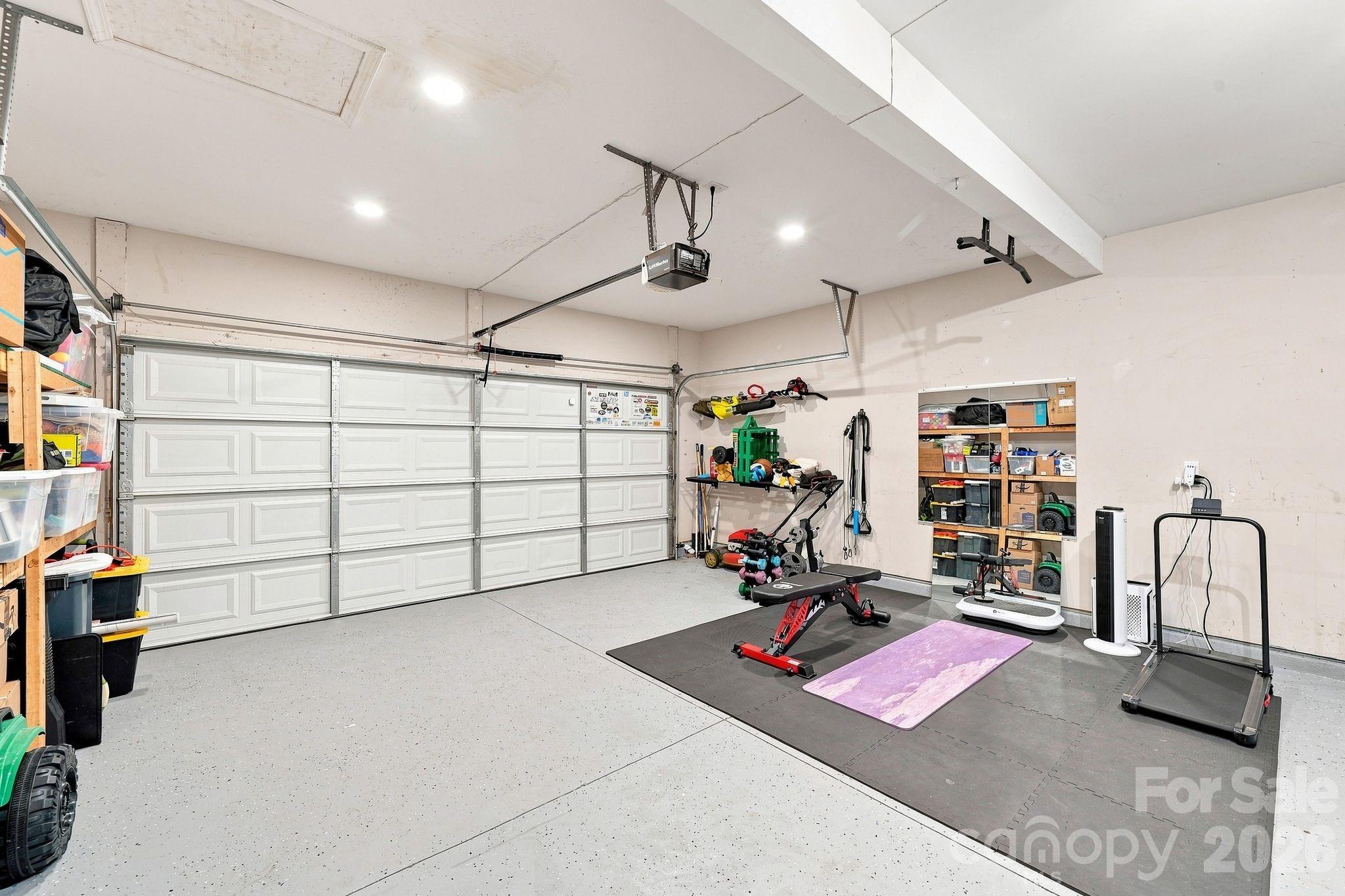 2902 Oakdale Road Property Photo 24