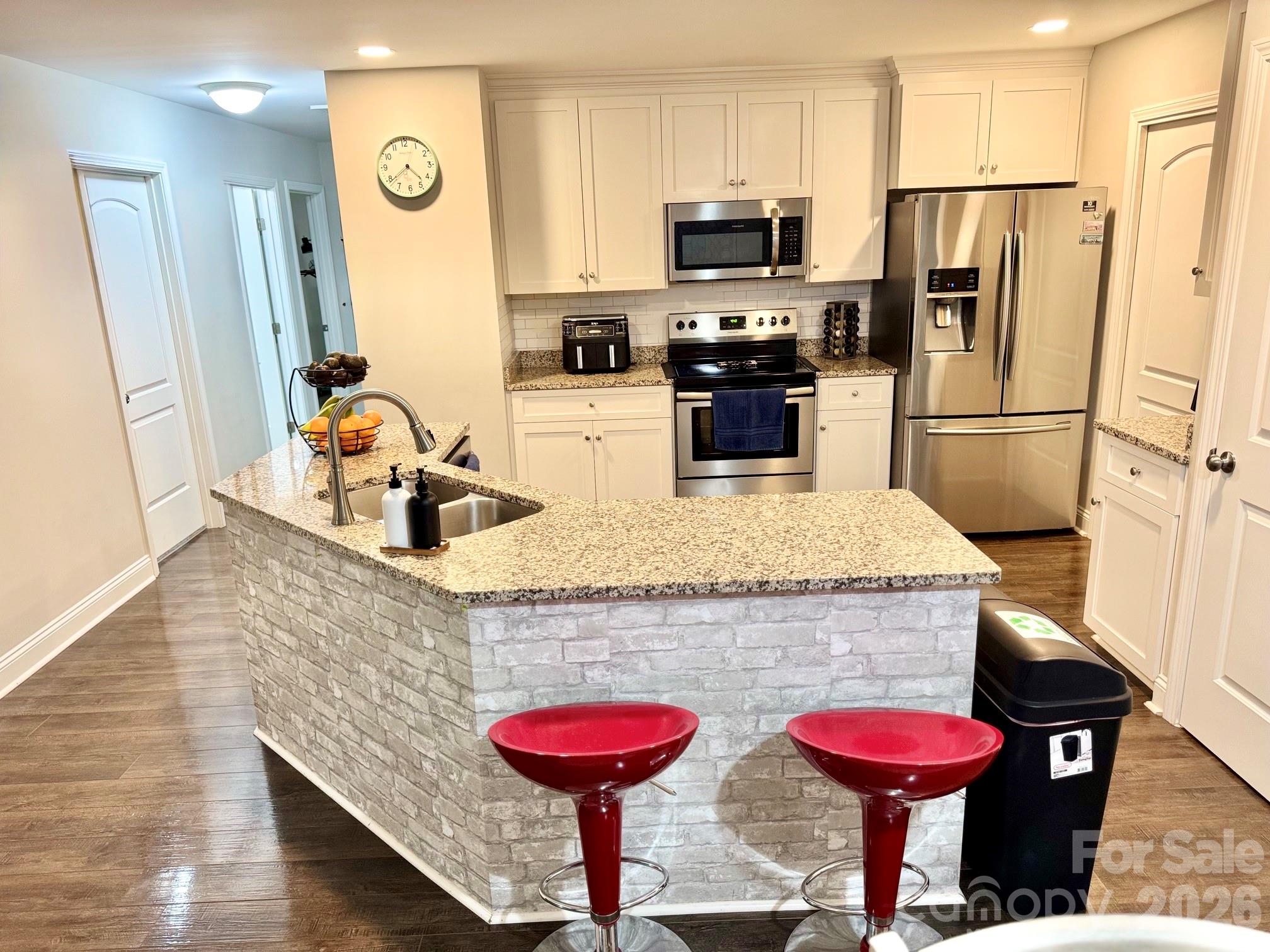 348 Walker Road Property Photo 6