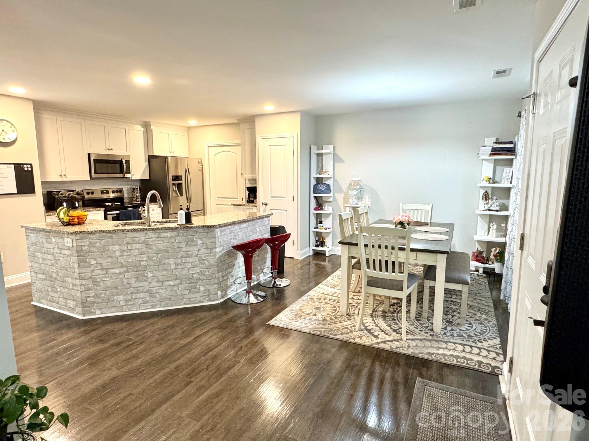 348 Walker Road Property Photo 8