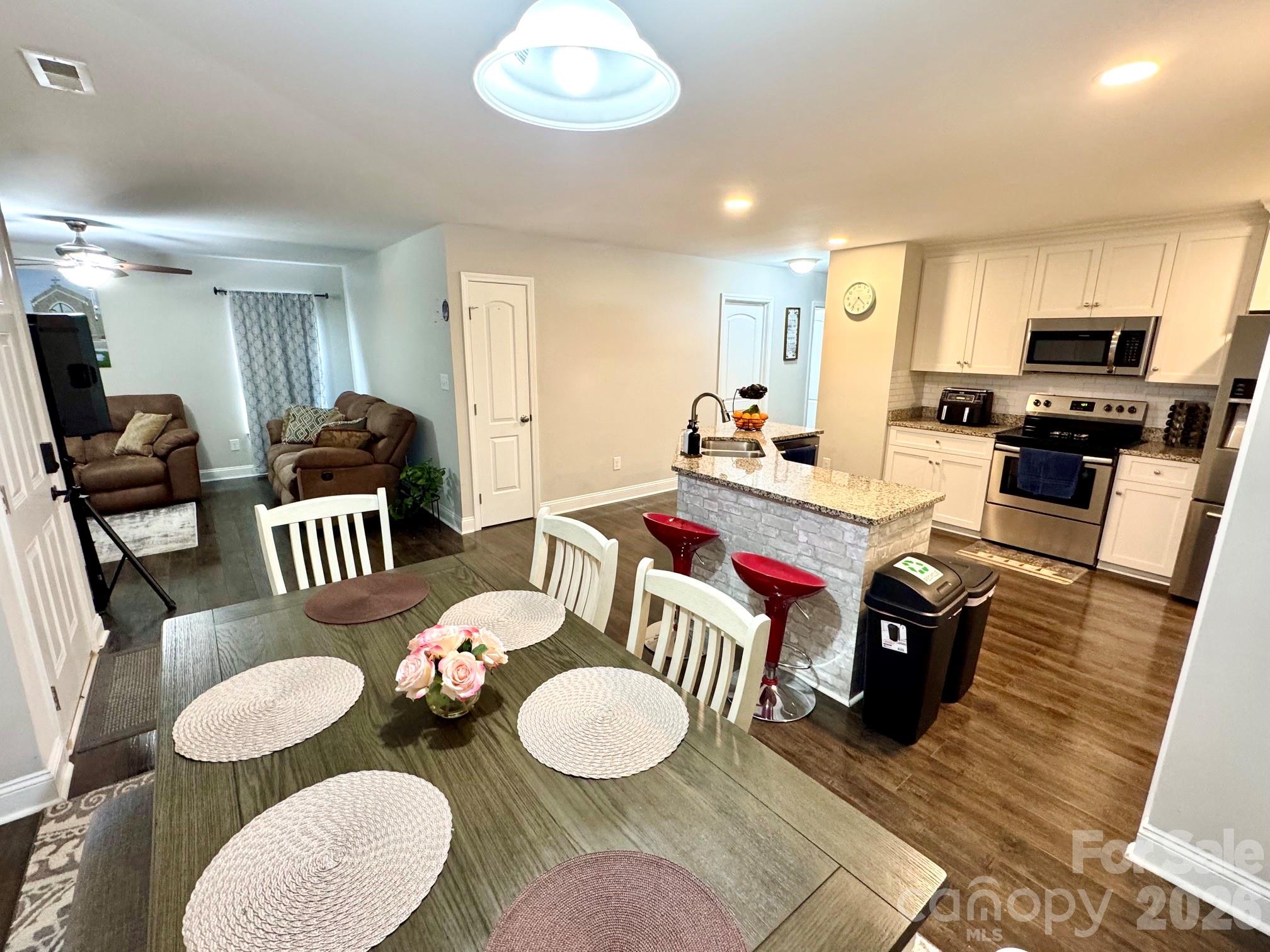 348 Walker Road Property Photo 9