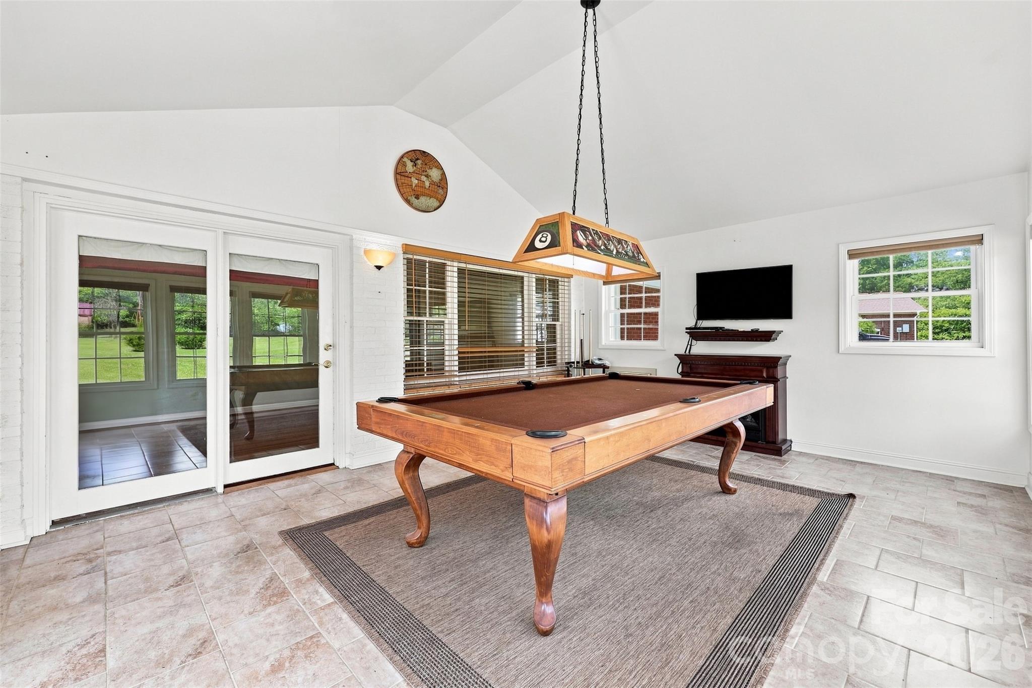 1464 Sullivan Street Property Photo 18