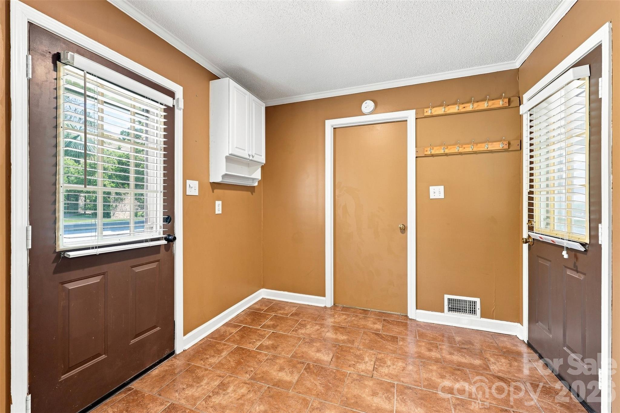 1464 Sullivan Street Property Photo 26