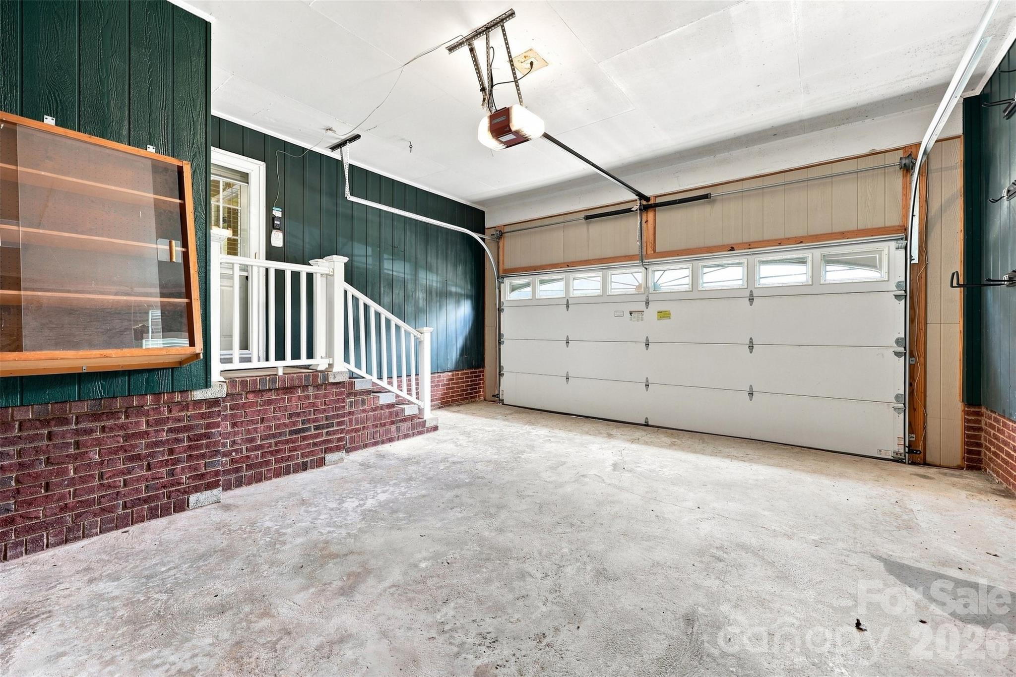 1464 Sullivan Street Property Photo 28