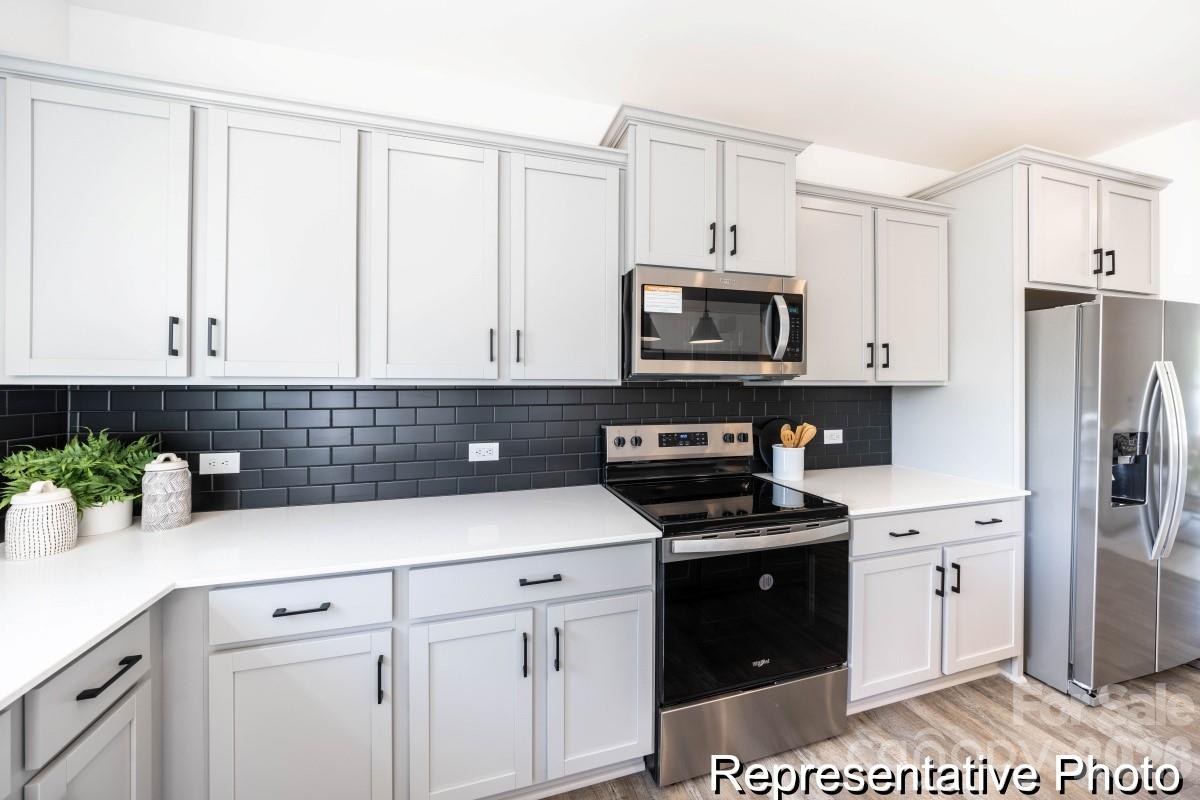 355 Cliffwood Street 27 Unit B Property Photo 4
