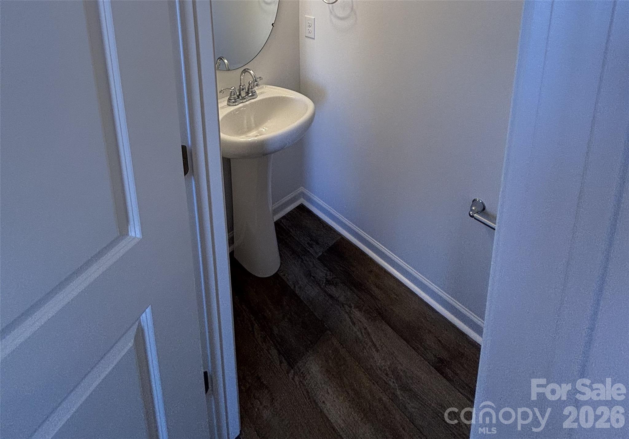 335 Cliffwood Street 21 A Property Photo 5