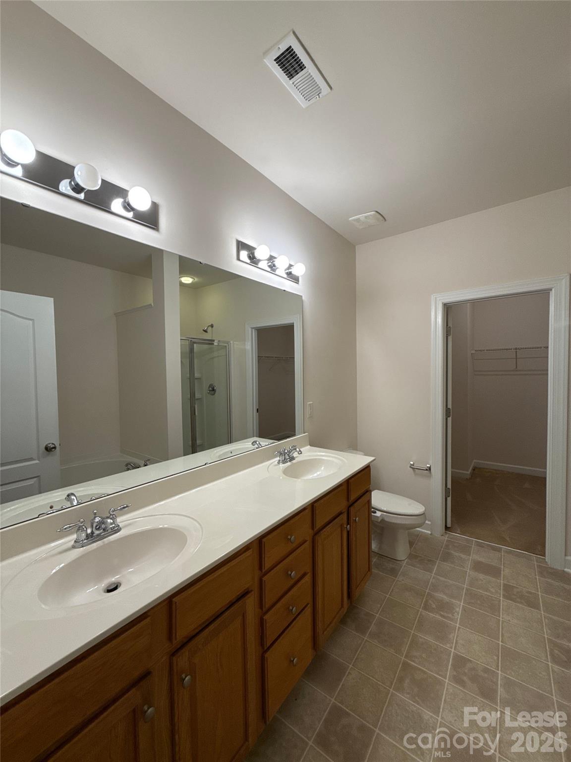 11907 Red Rust Lane Property Photo 14