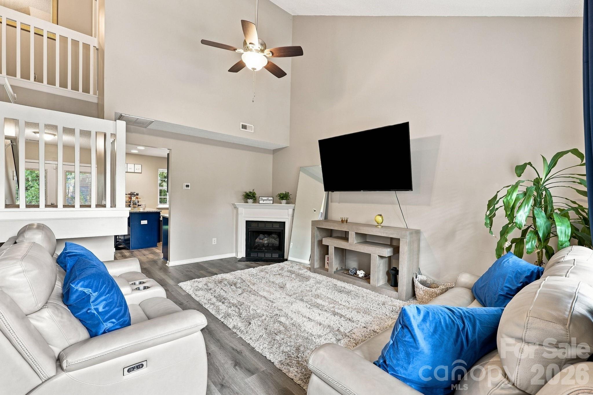 2826 Mayer House Court Property Photo 3