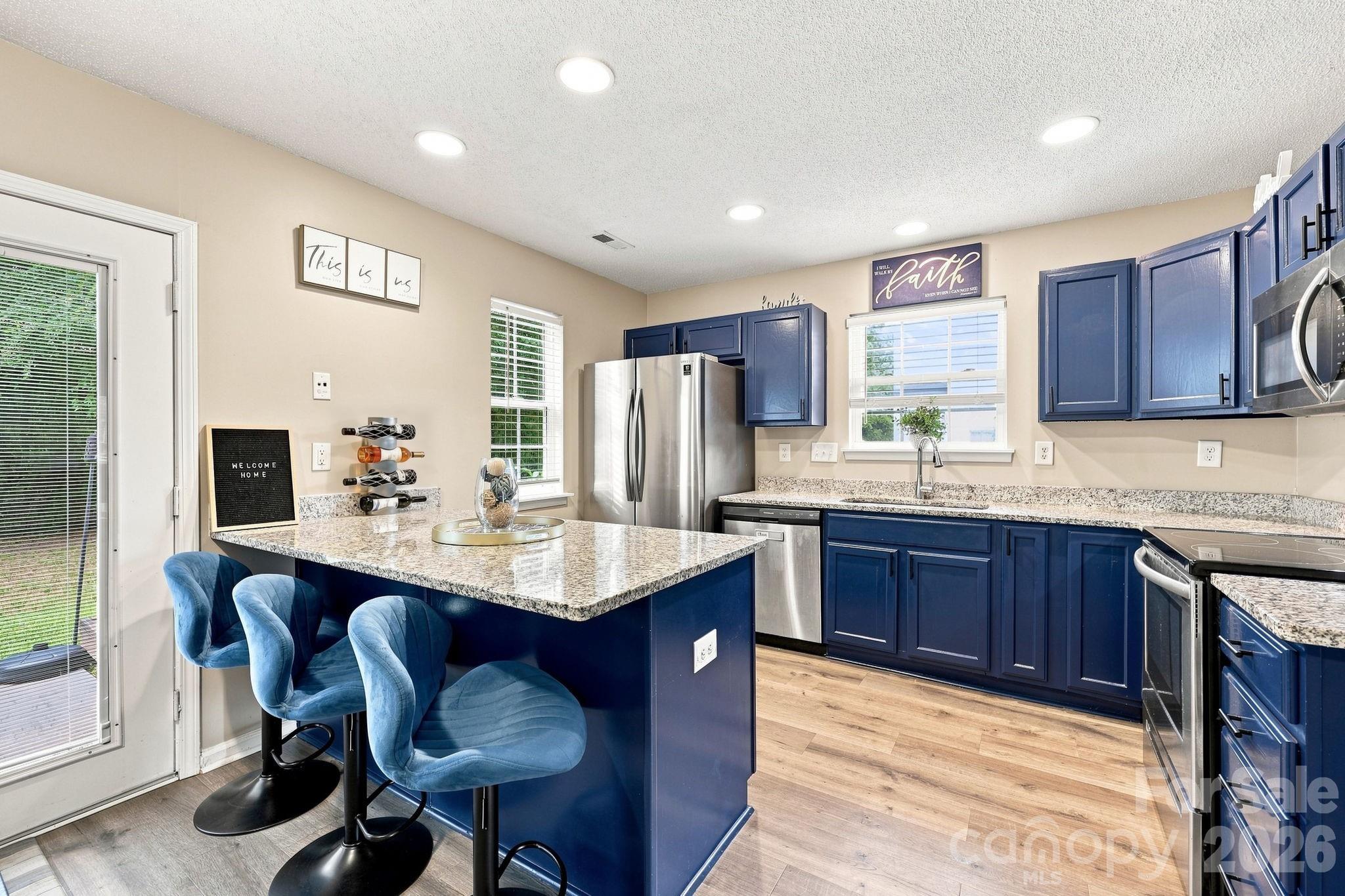 2826 Mayer House Court Property Photo 7
