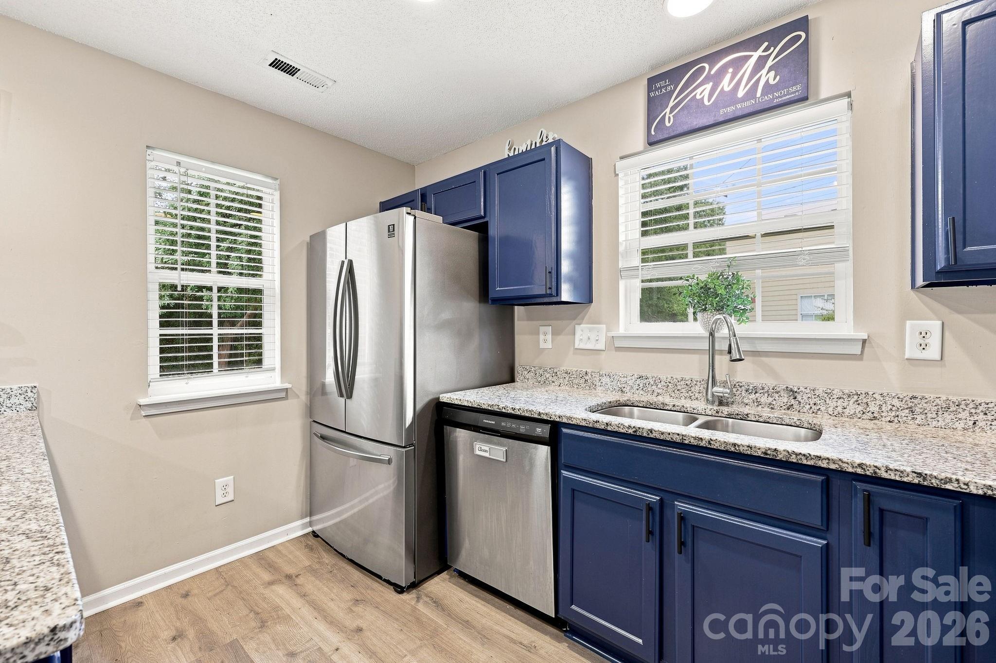 2826 Mayer House Court Property Photo 9