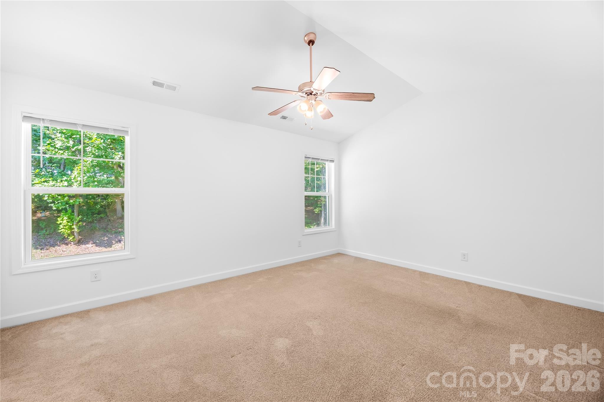 240 Valleybrook Lane Property Photo 16