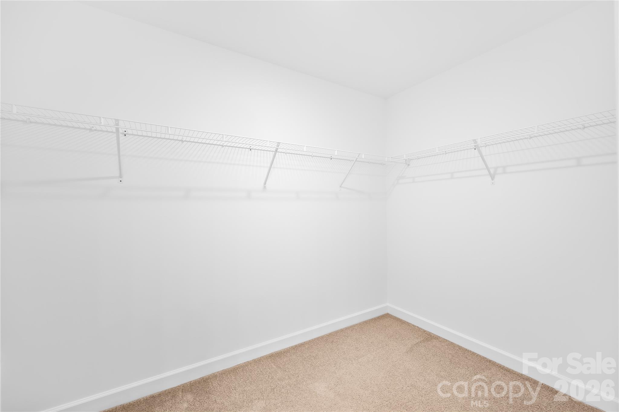 240 Valleybrook Lane Property Photo 19