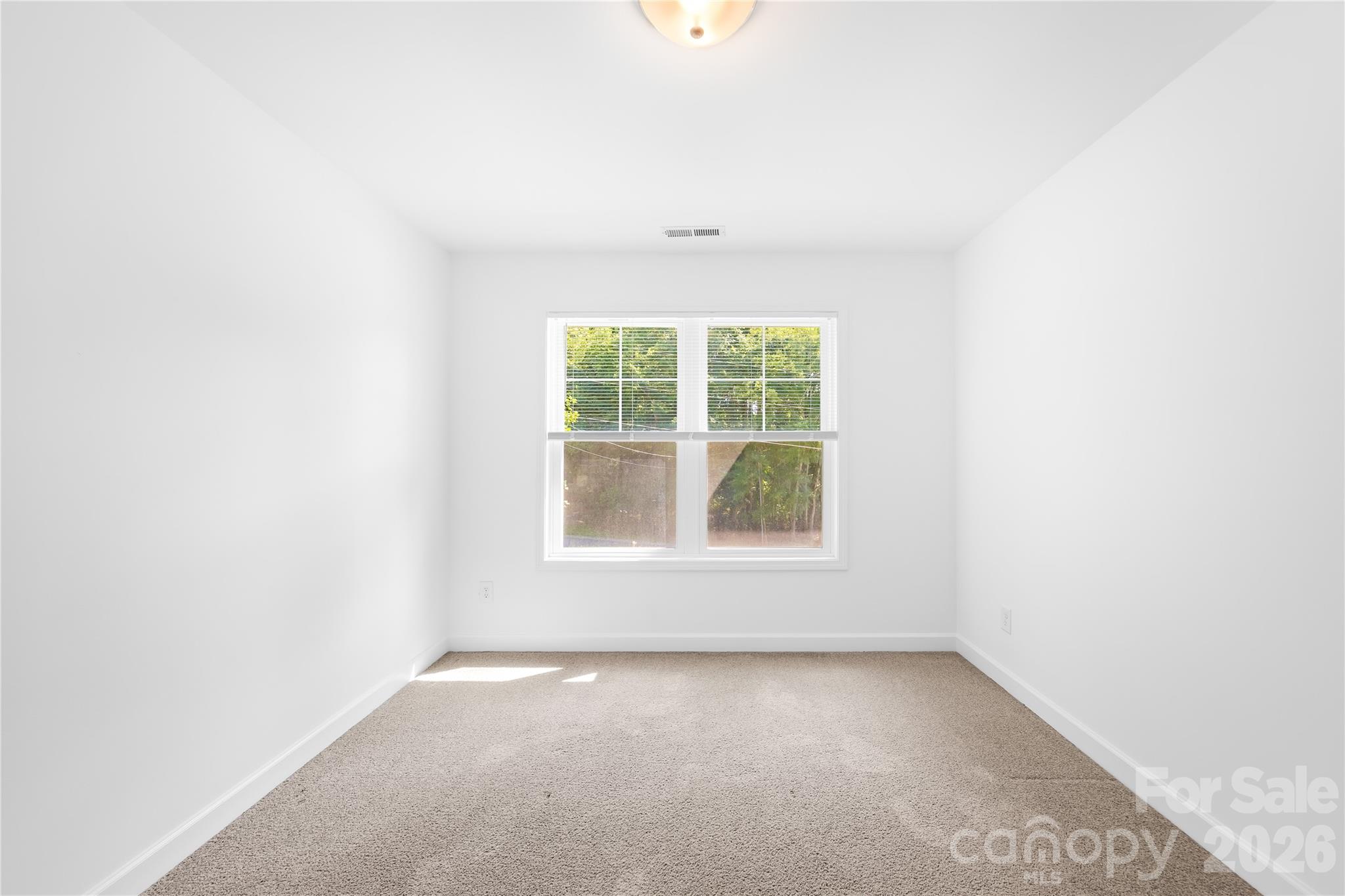 240 Valleybrook Lane Property Photo 23