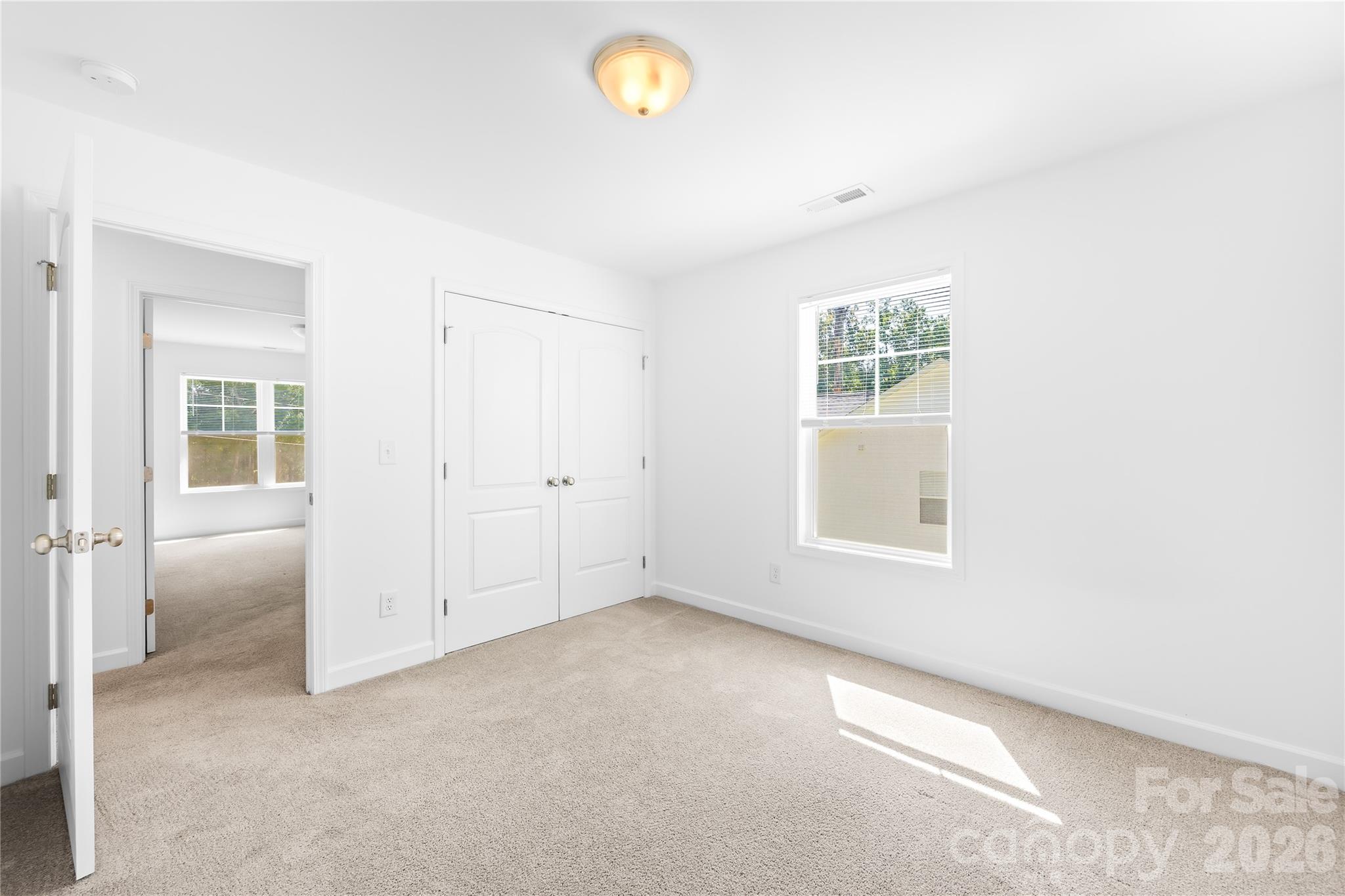 240 Valleybrook Lane Property Photo 25