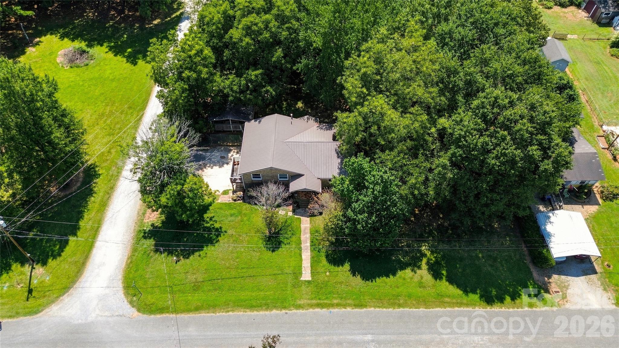 7704 Otts Circle Property Photo 1
