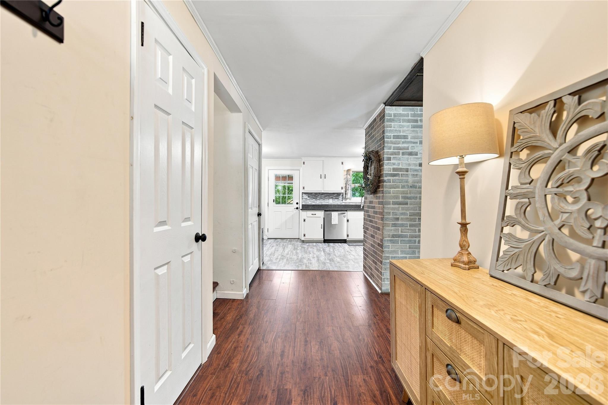 7704 Otts Circle Property Photo 6