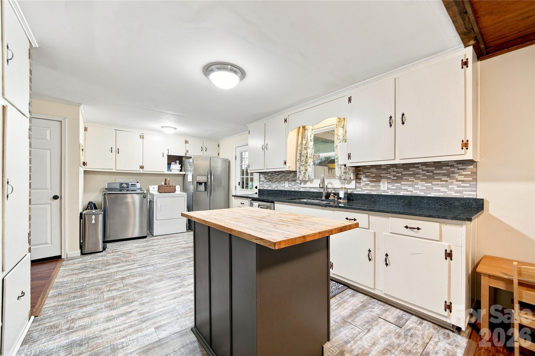 7704 Otts Circle Property Photo 11