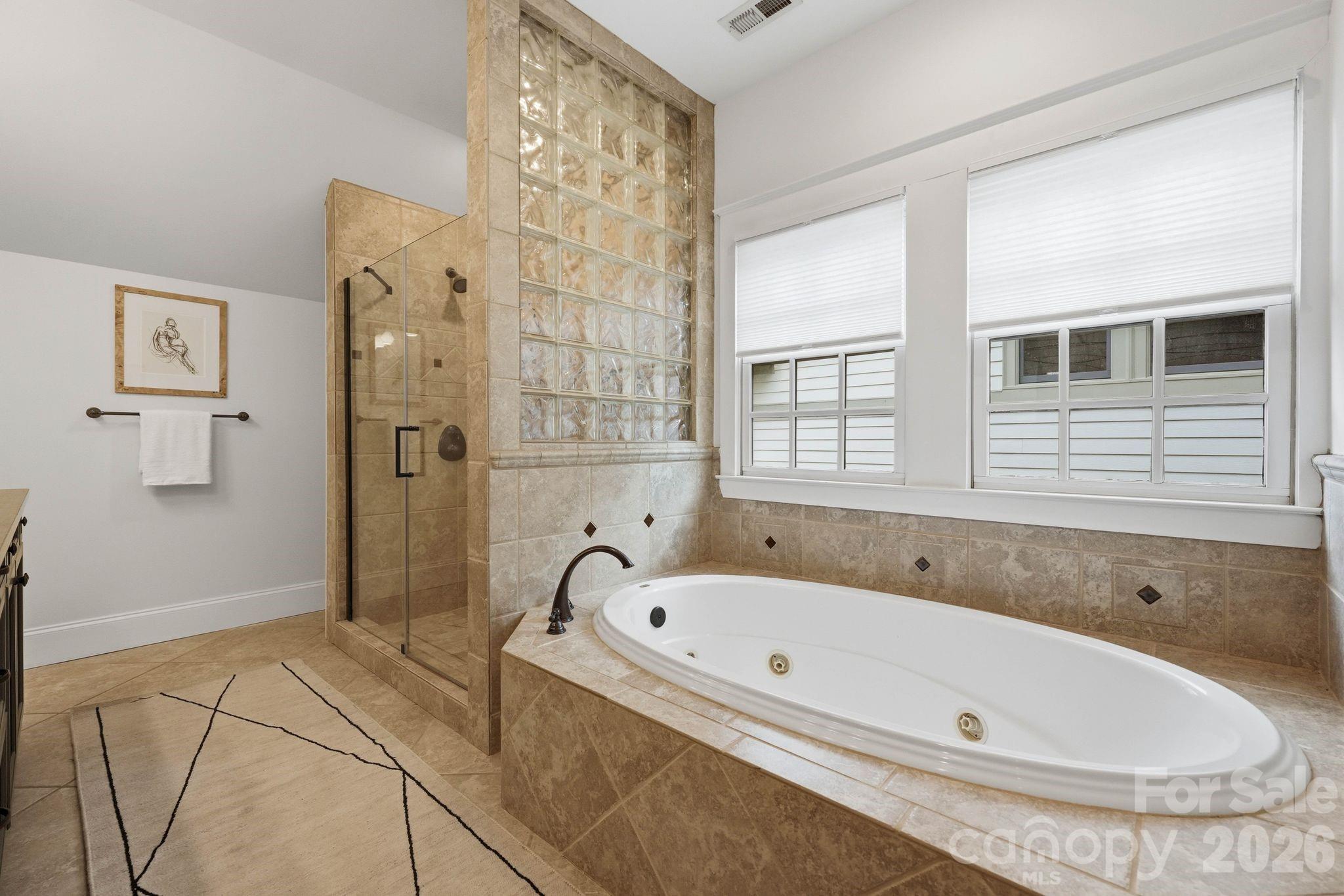 1815 Dearmon Drive Property Photo 20