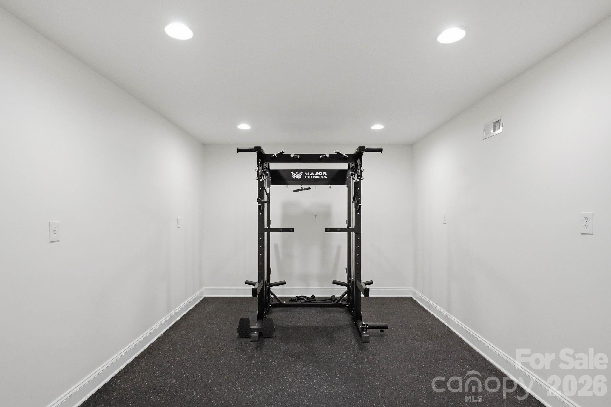 1815 Dearmon Drive Property Photo 27