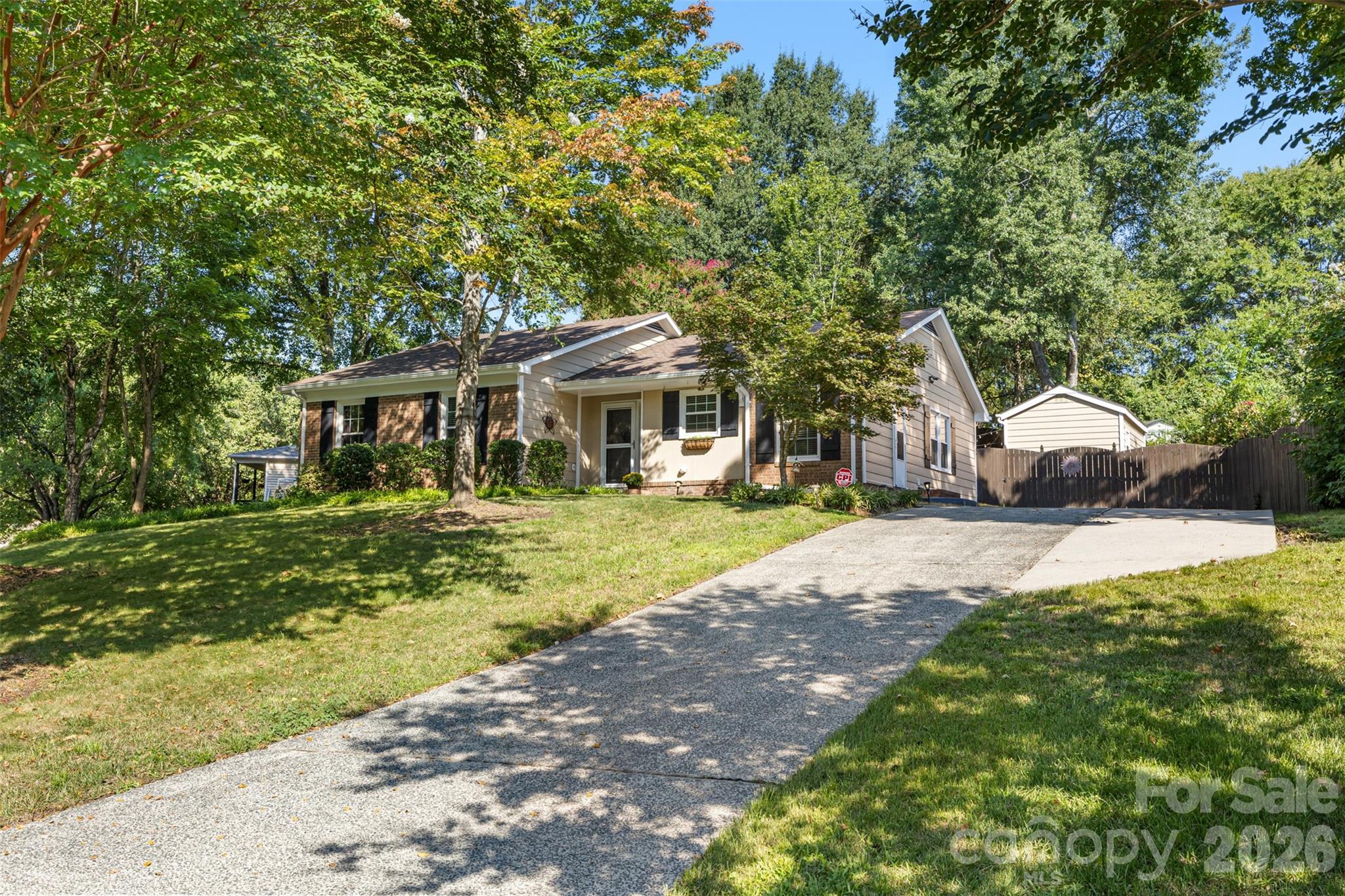 11714 Painted Tree Road Property Photo 3