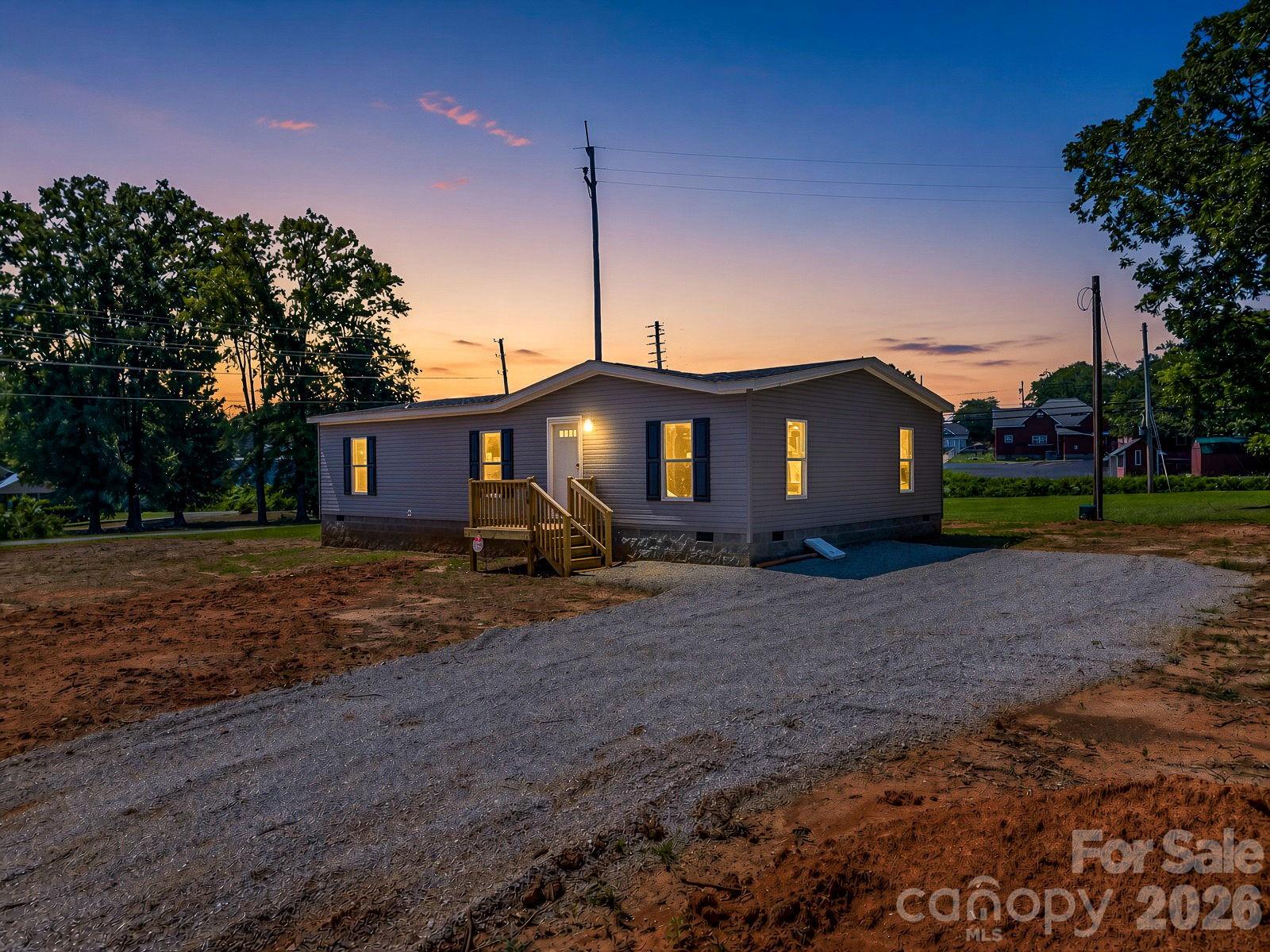 276 Mulberry Street Lo:3 Property Photo 2