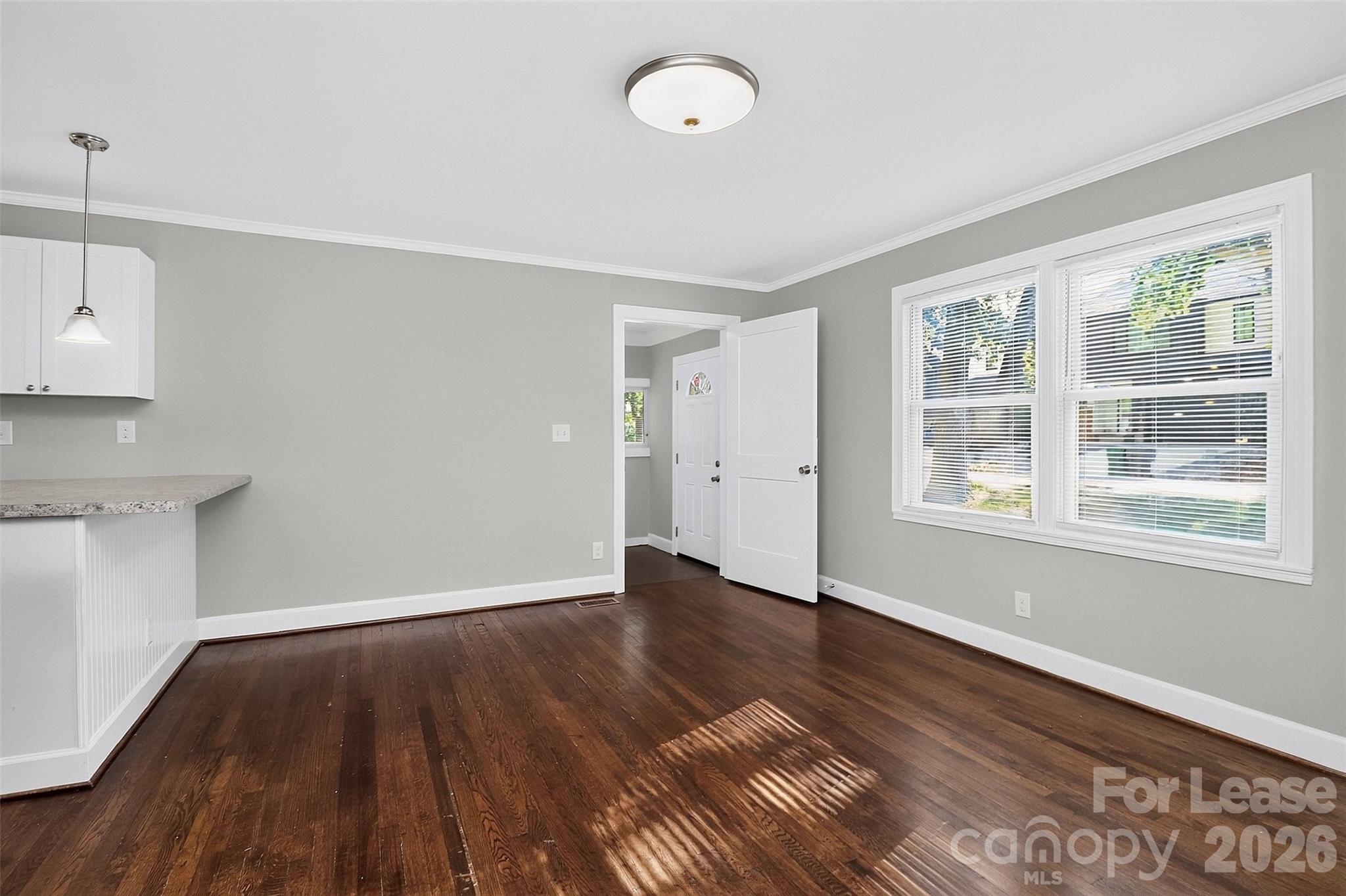 148 Smallwood Place Property Photo 4