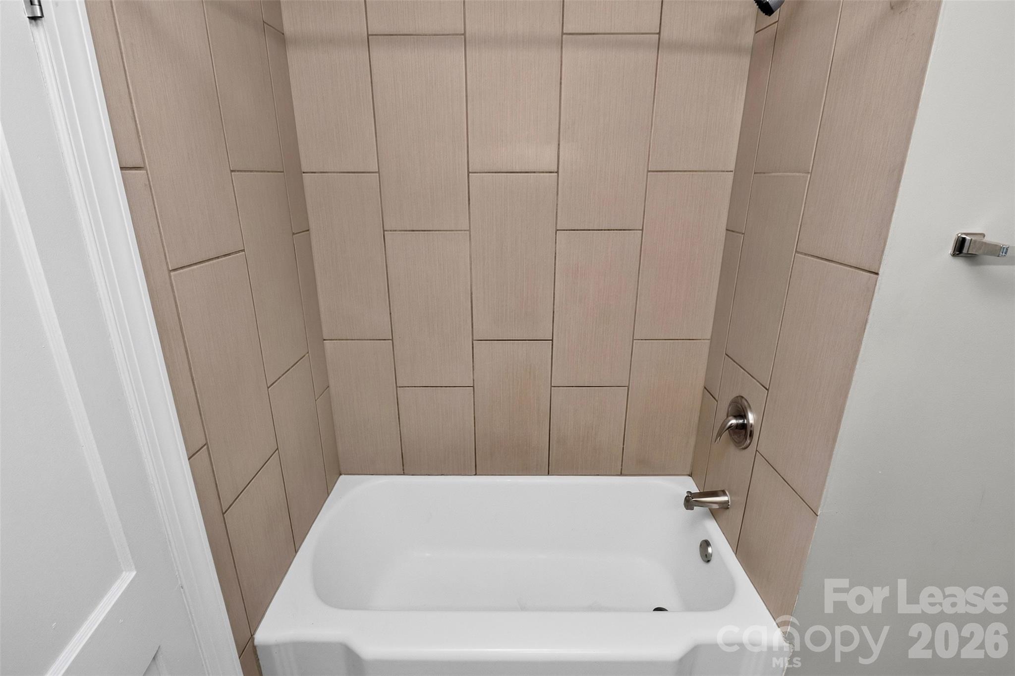 148 Smallwood Place Property Photo 10