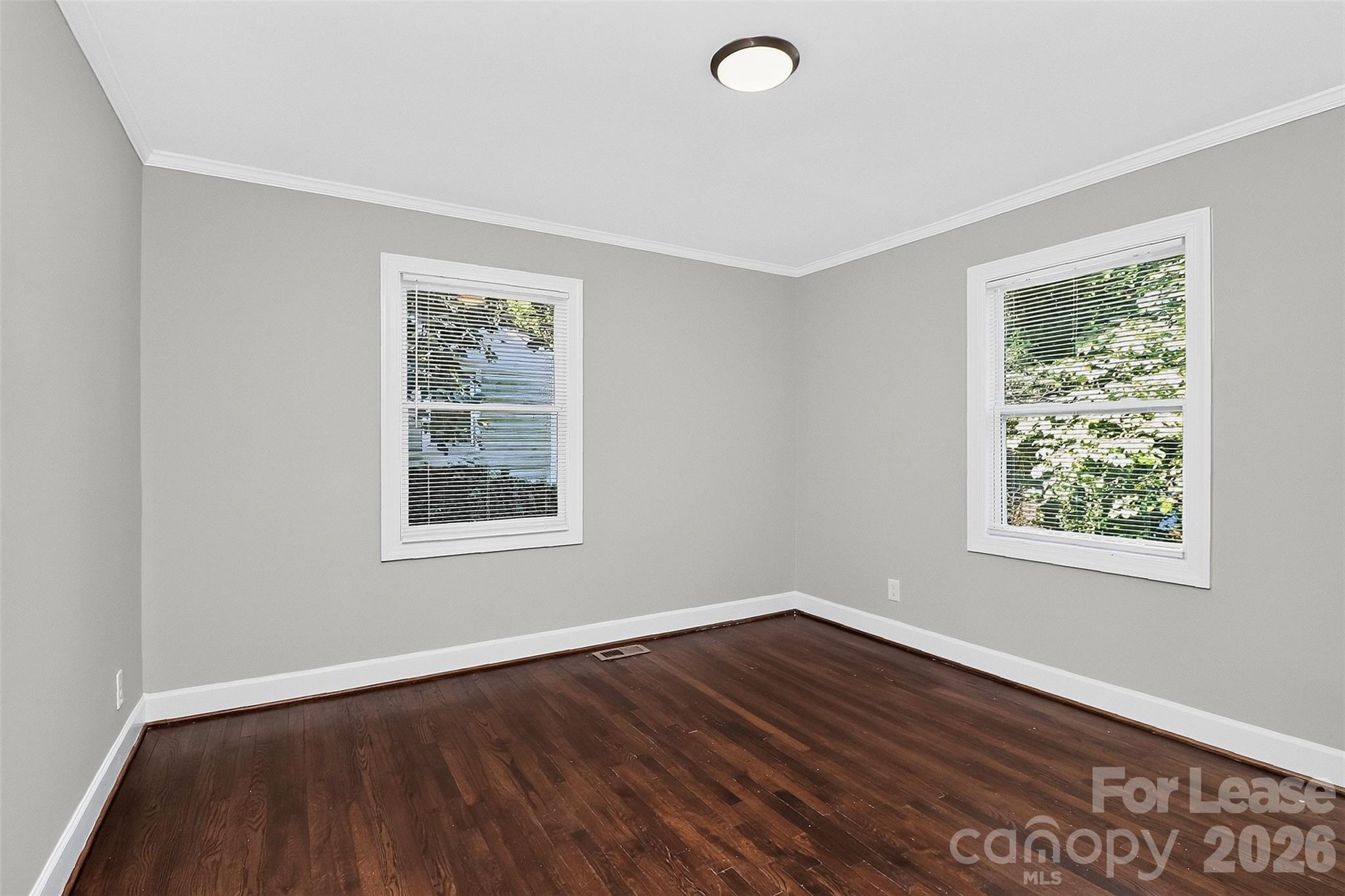 148 Smallwood Place Property Photo 11