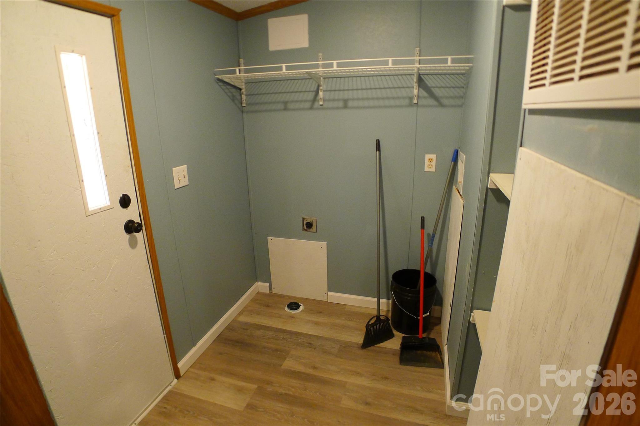 2005 Monico Lane 2 Property Photo 20