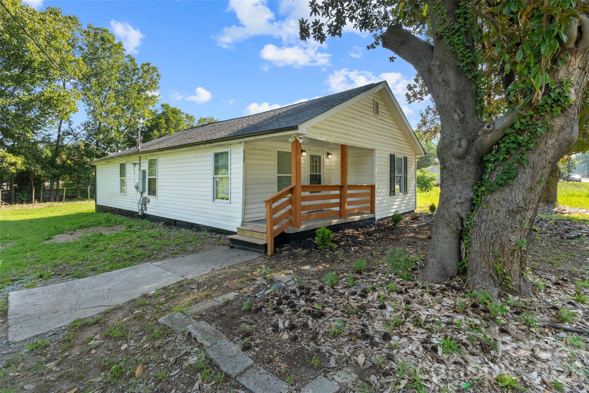 6124 Old Mt Holly Road Property Photo 2