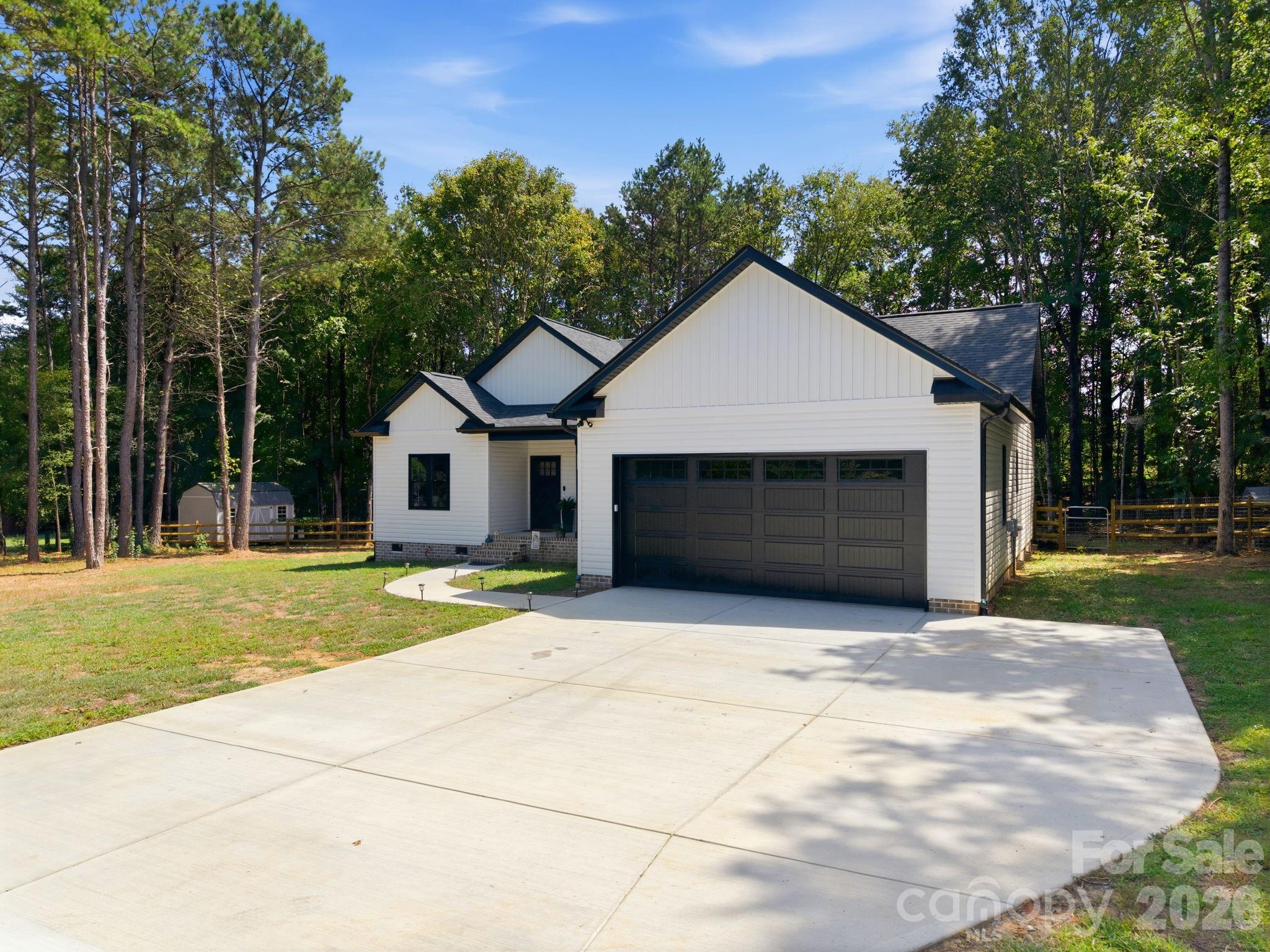 275 Jacobs Drive Property Photo 3