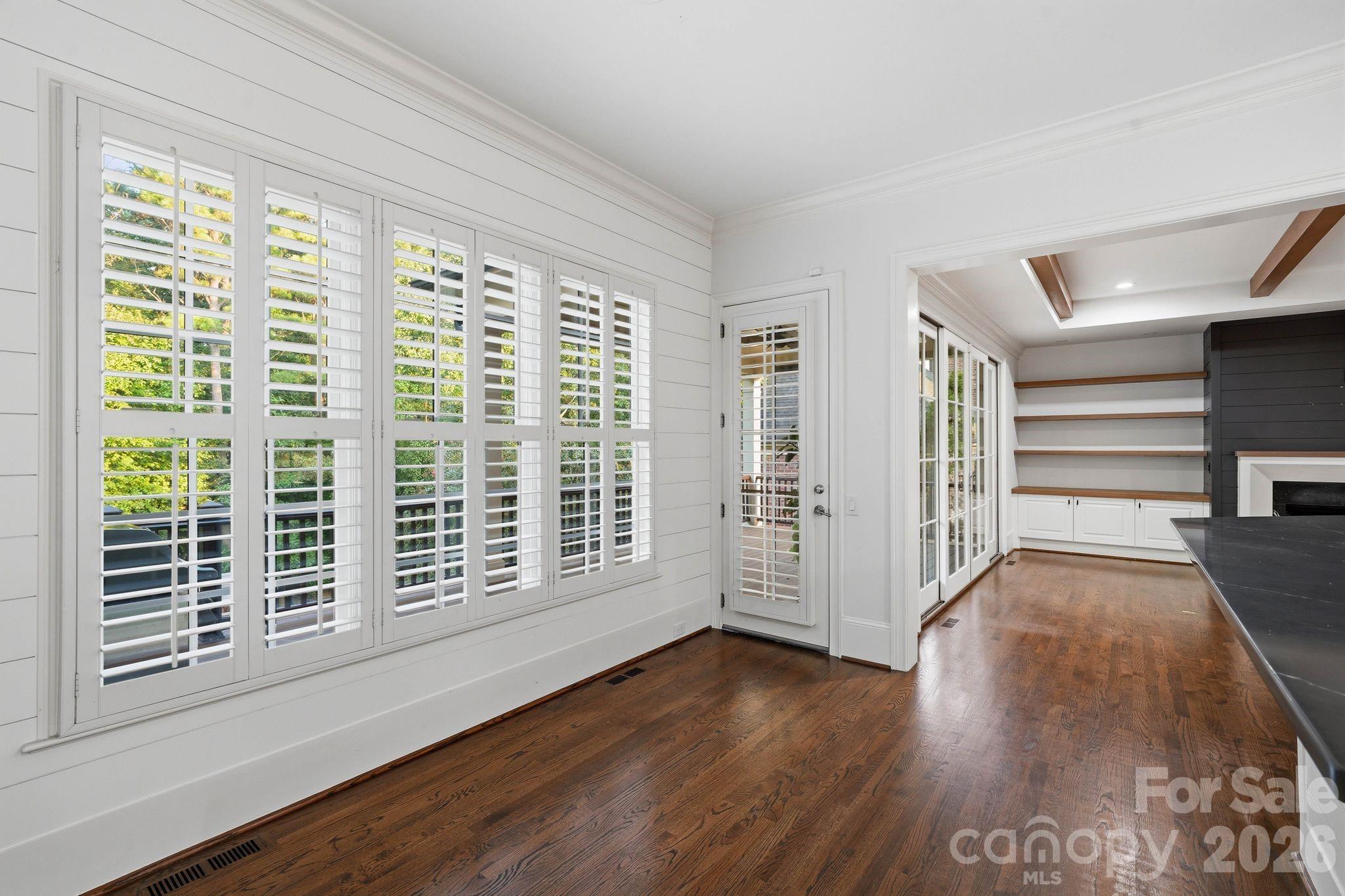 9414 Heydon Hall Circle Property Photo 8
