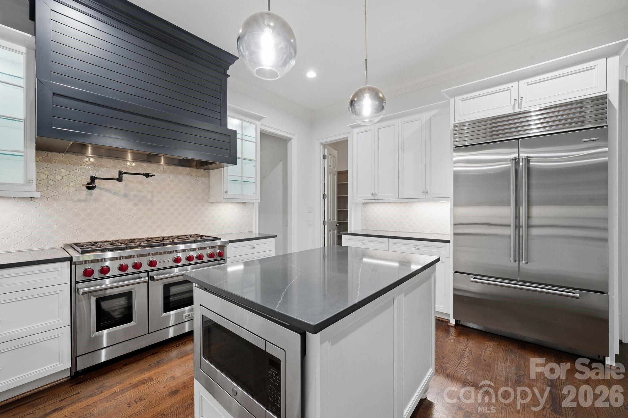 9414 Heydon Hall Circle Property Photo 11