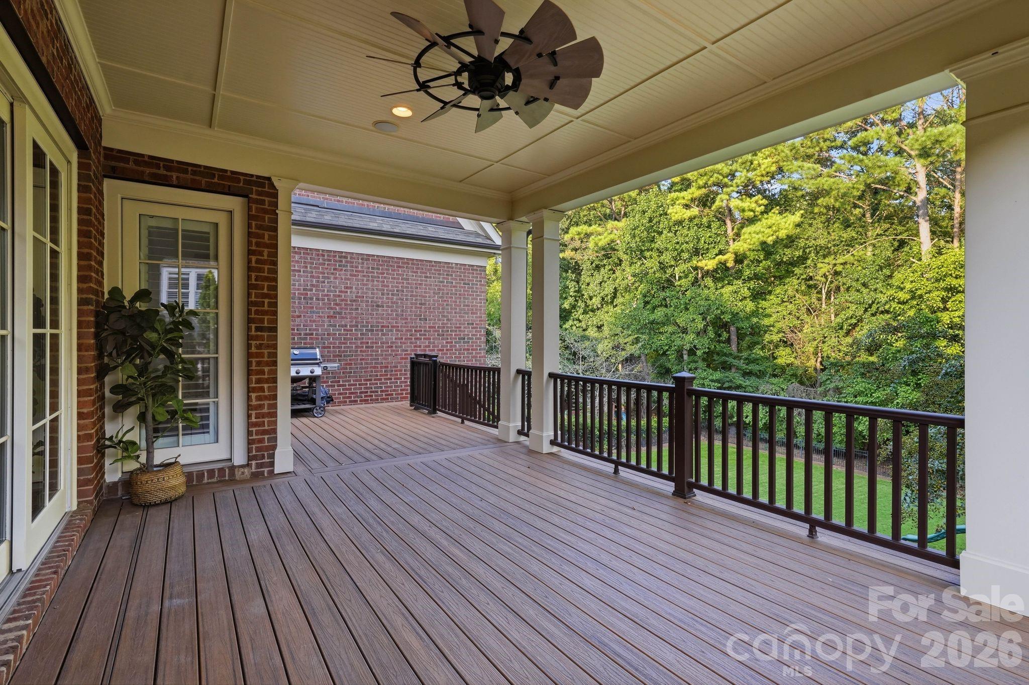 9414 Heydon Hall Circle Property Photo 17