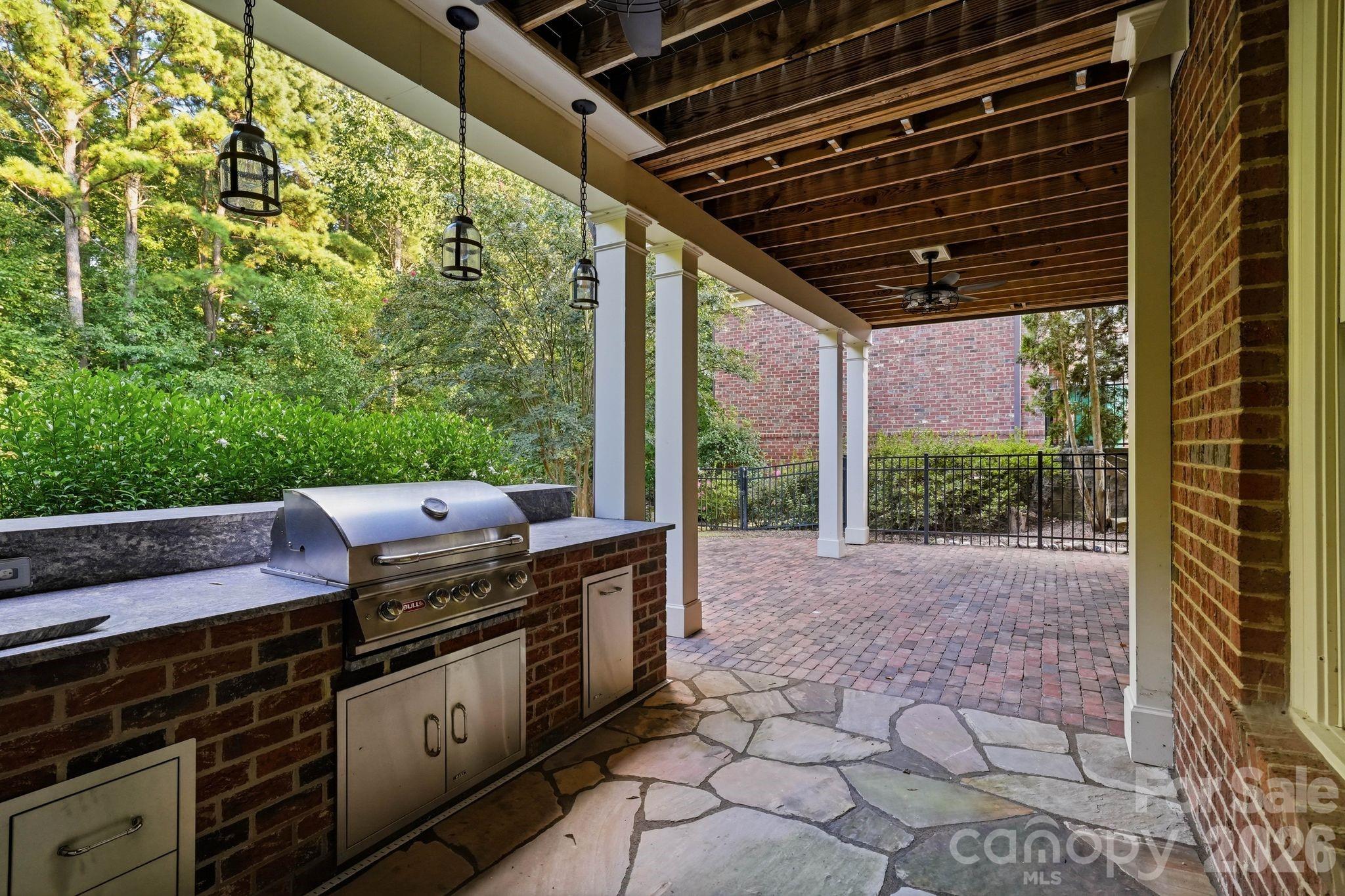 9414 Heydon Hall Circle Property Photo 47