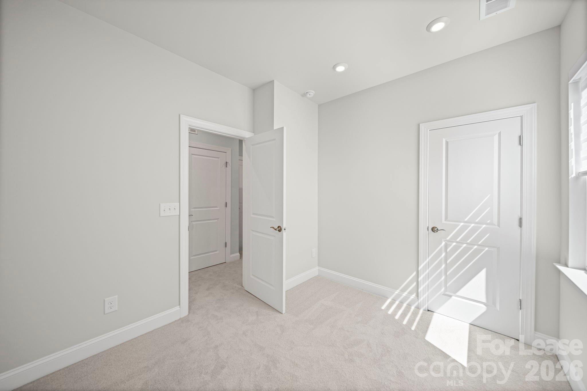 424 Old Town Village Road 30 Property Photo 36