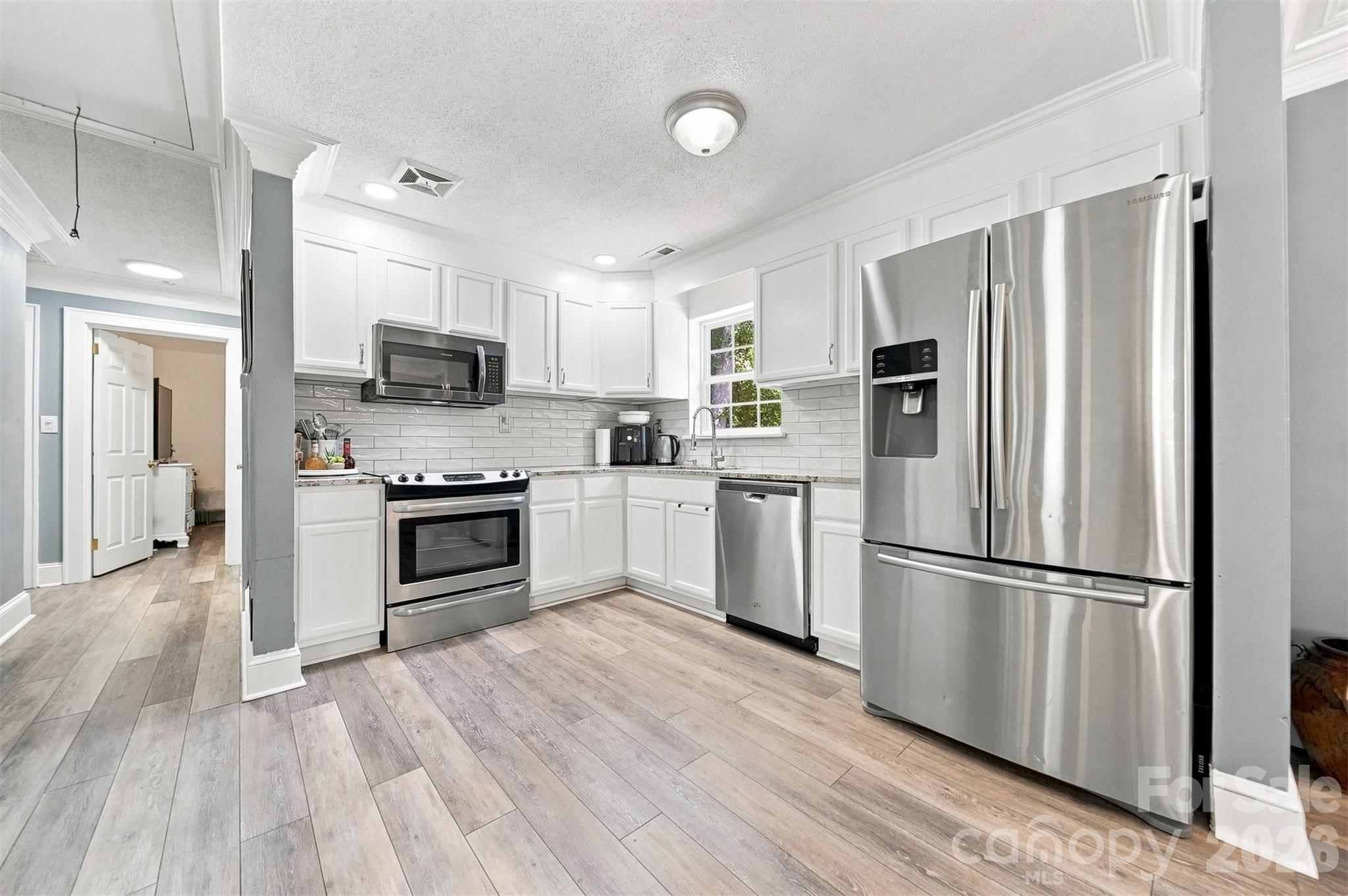 100 30th Avenue Property Photo 9