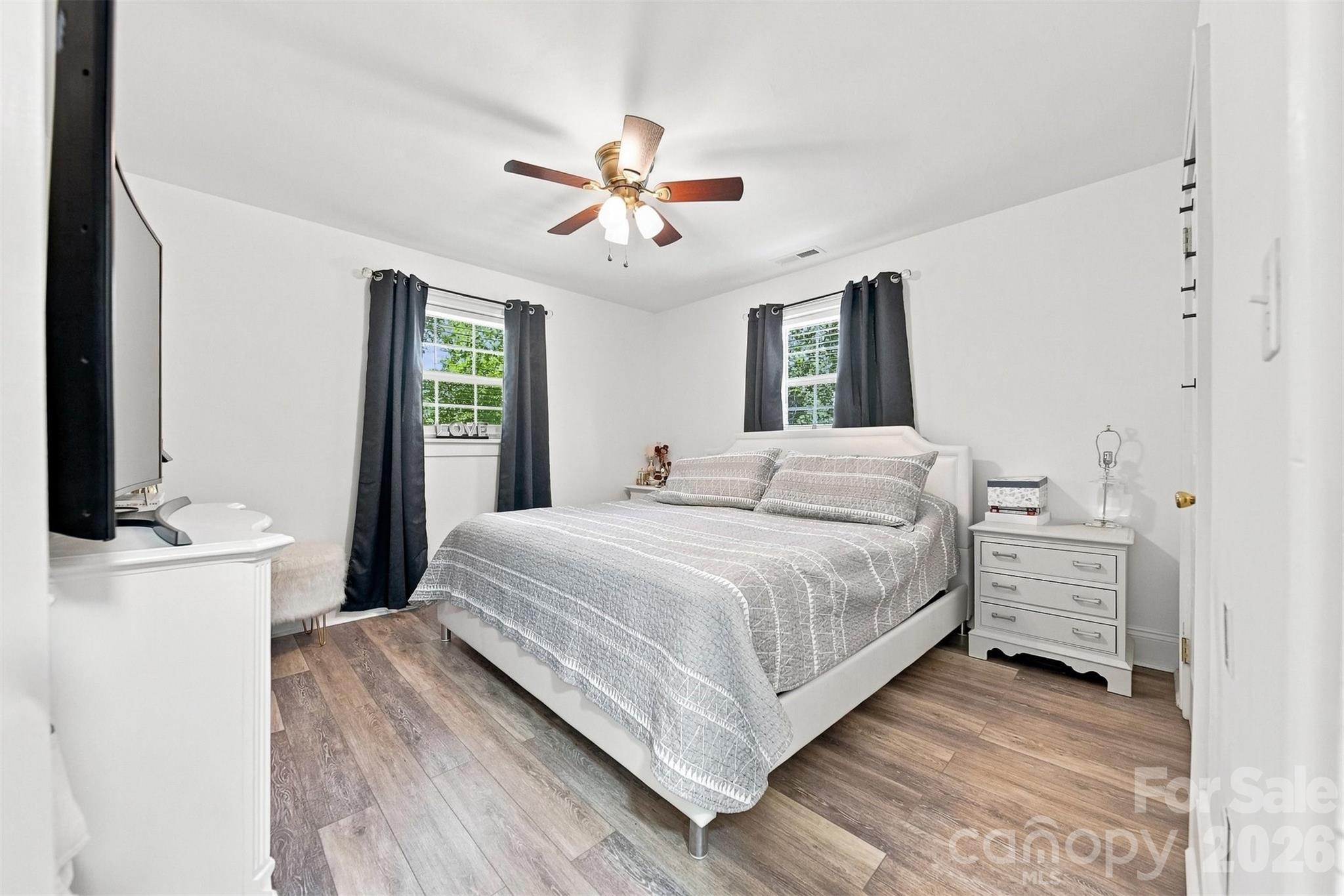 100 30th Avenue Property Photo 10